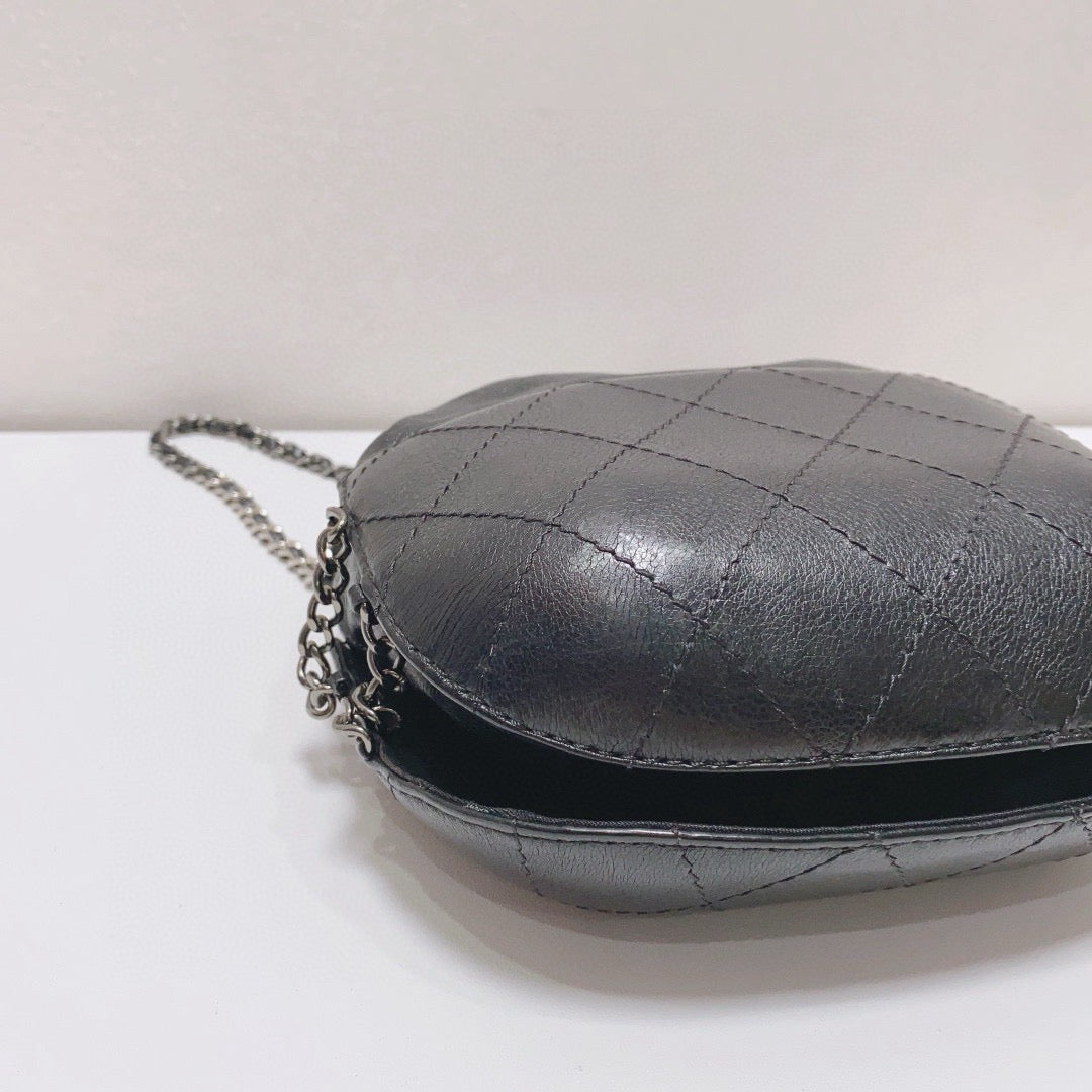 Chanel - Gabrielle Drawstring Bucket Bag - Aged calfskin leather - Black - (mini)