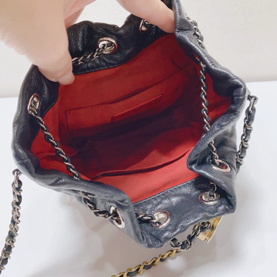 Chanel - Gabrielle Drawstring Bucket Bag - Aged calfskin leather - Black - (mini)