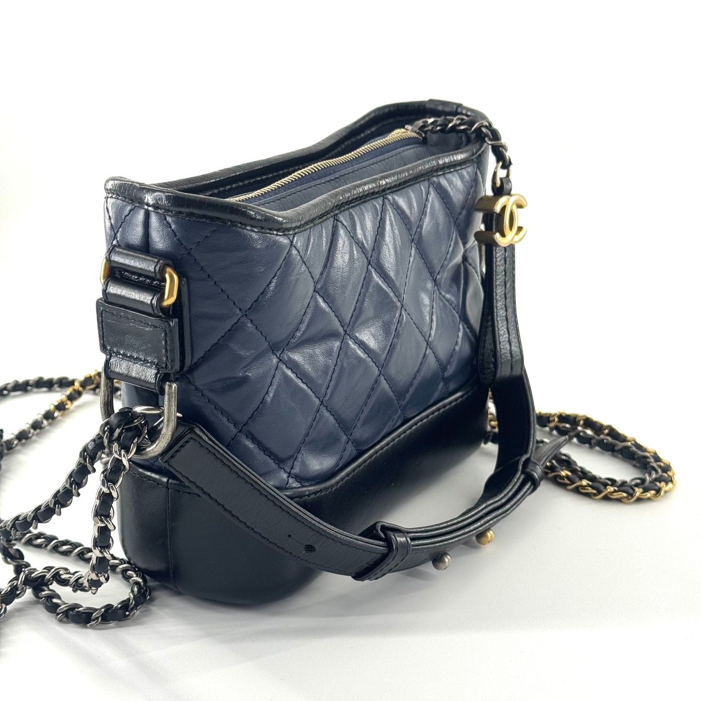 Chanel - Gabrielle Hobo - Leather - Navy