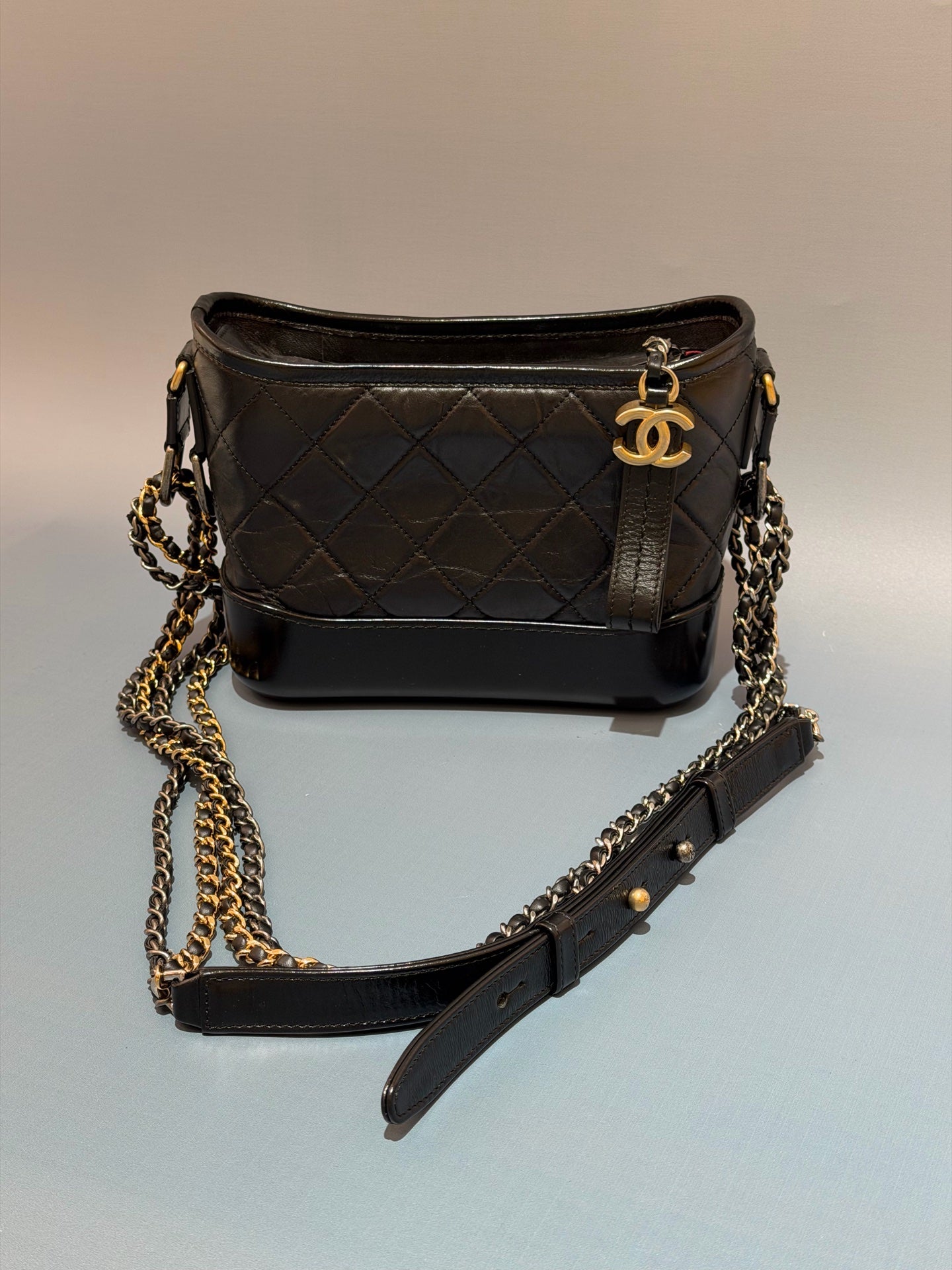 Chanel - Gabrielle Hobo Bag - Aged calfskin and smooth calfskin leather - Black - (Small)