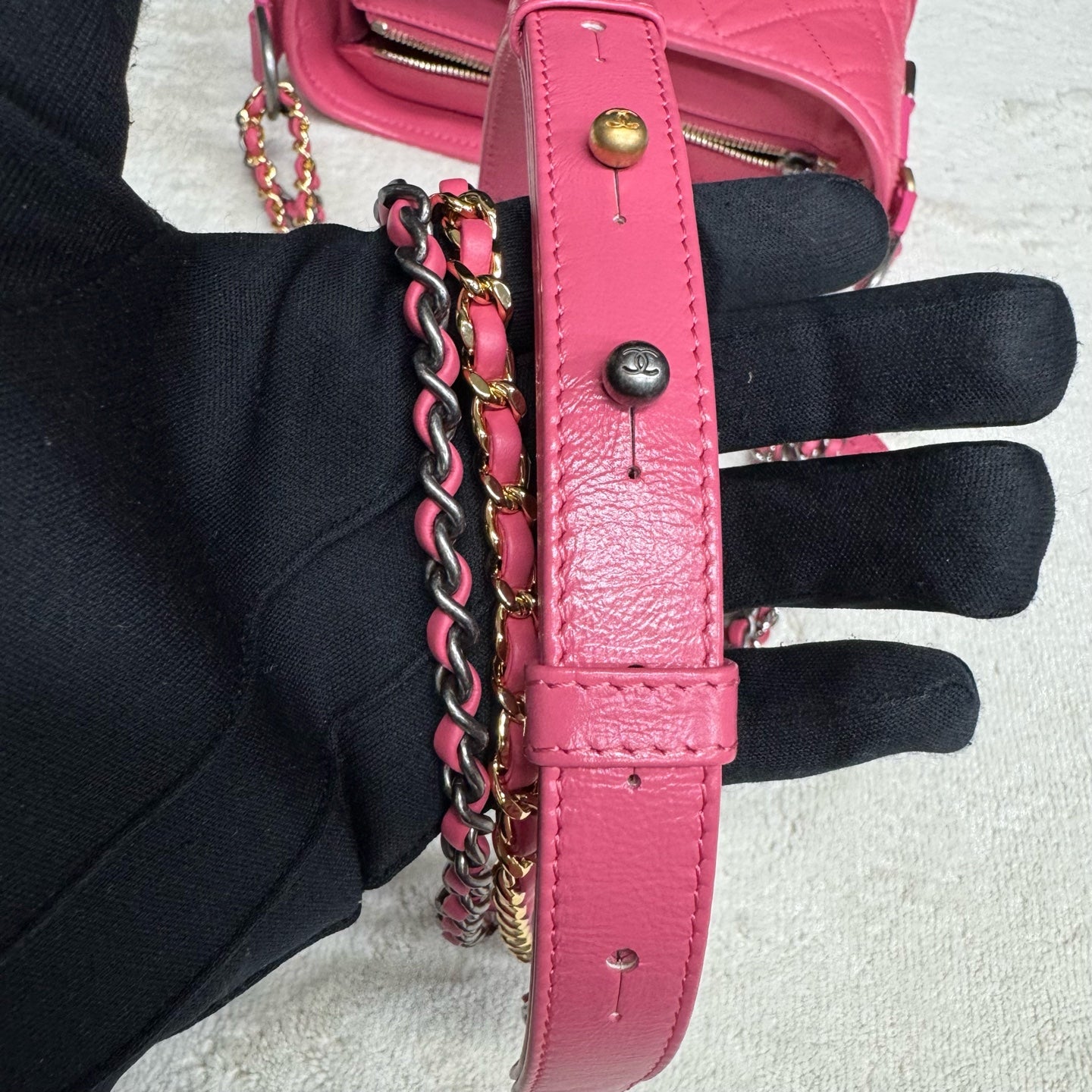 Chanel - Gabrielle Hobo Bag - Aged calfskin leather - Pink - (small)