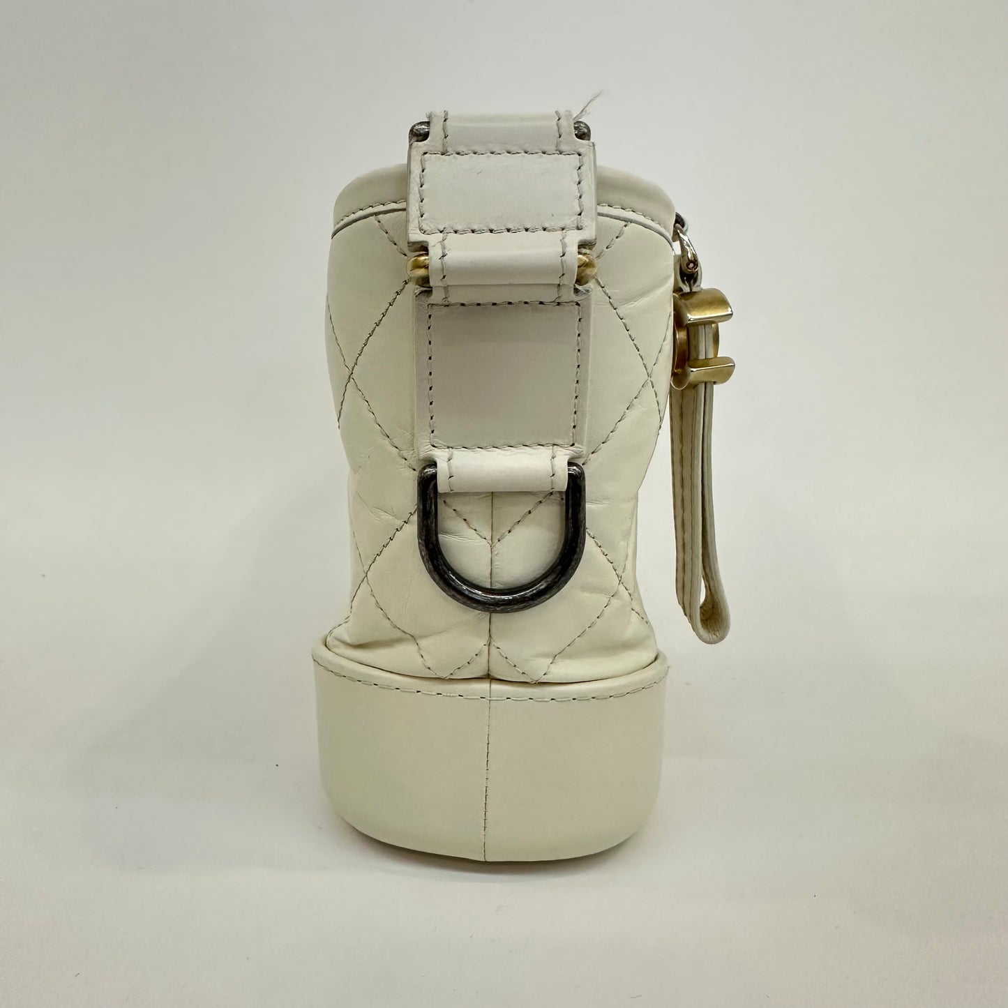 Chanel - Gabrielle Hobo Bag - Aged calfskin leather - White - (Small)