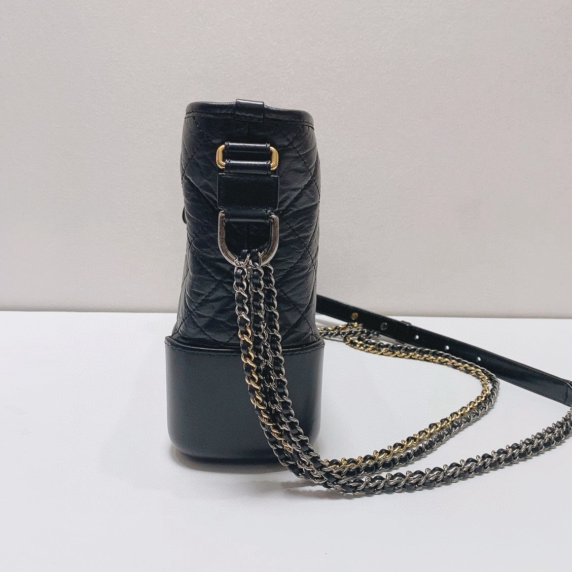Chanel - Gabrielle Hobo Bag - Calfskin leather - Black - (medium)