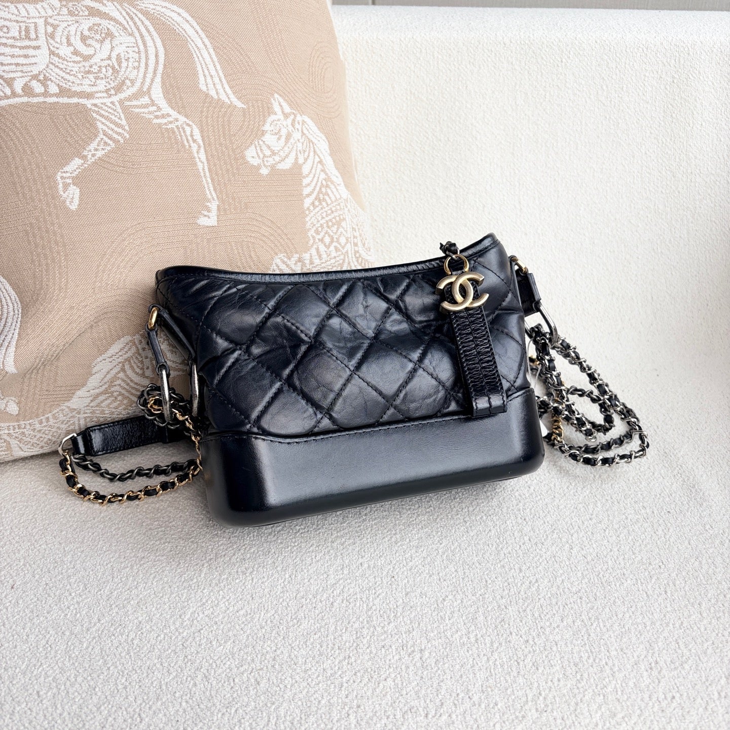 Chanel - Gabrielle Hobo Bag - Calfskin leather - Black with Mixed-Tone Hardware - (Small)