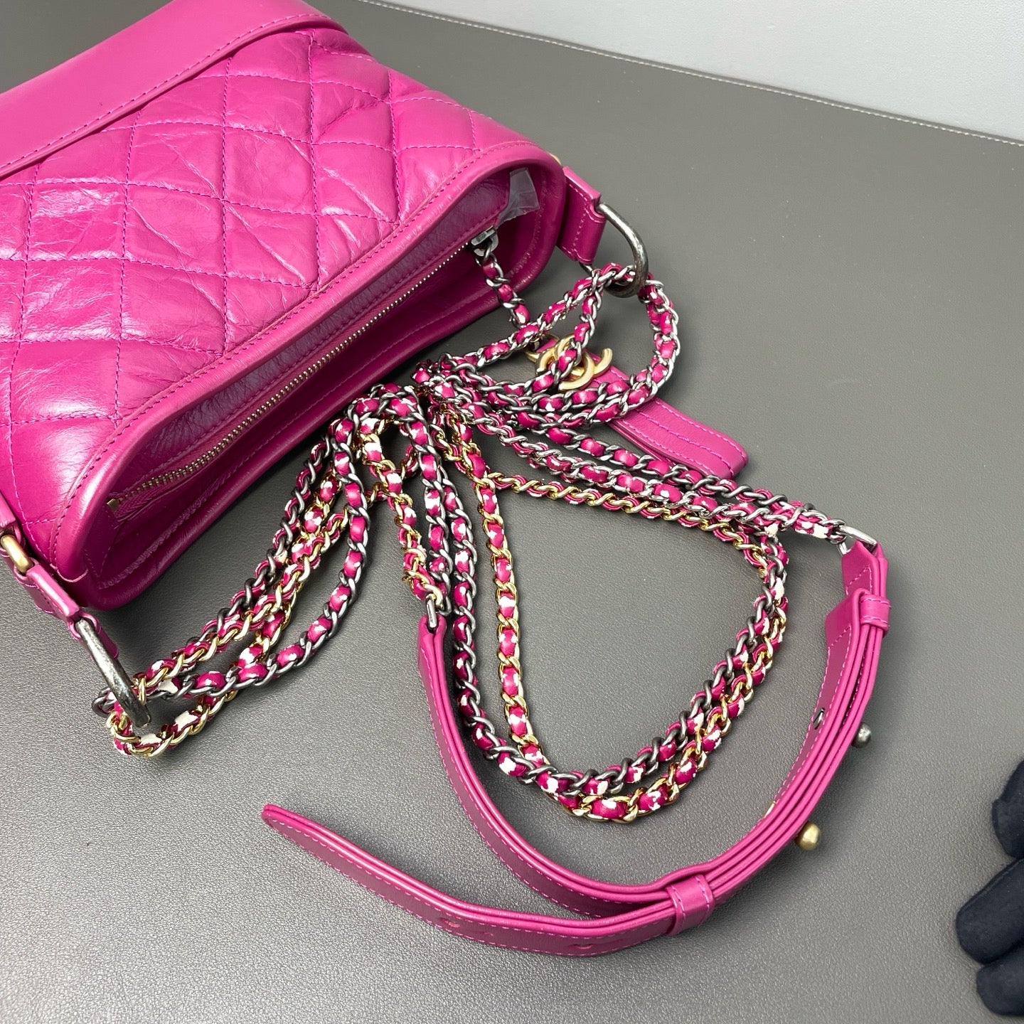 Chanel - Gabrielle Hobo Bag - Calfskin leather - Pink - (Small)