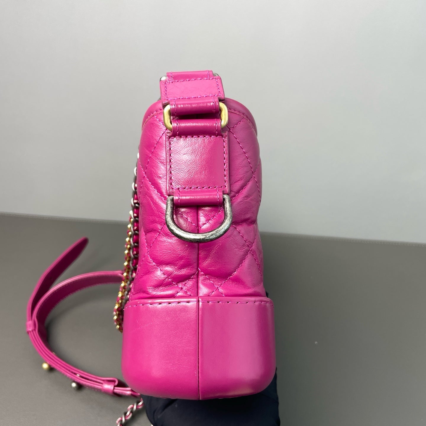Chanel - Gabrielle Hobo Bag - Calfskin leather - Pink - (Small)