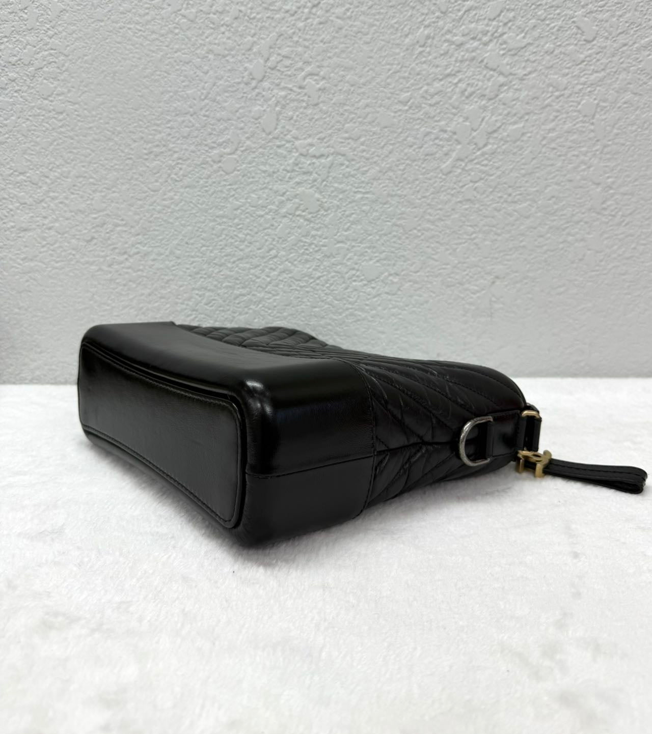 Chanel - Gabrielle Hobo Bag - Cowhide leather - Black - (medium)
