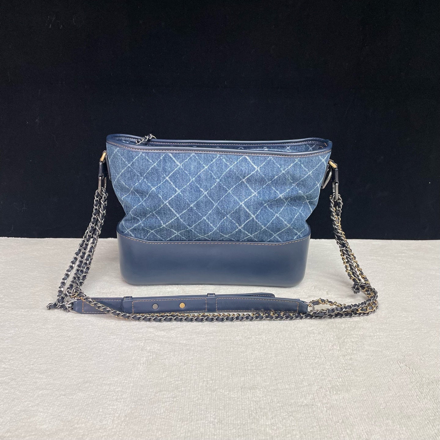 Chanel - Gabrielle Hobo Bag - Denim and leather - Blue - (medium)