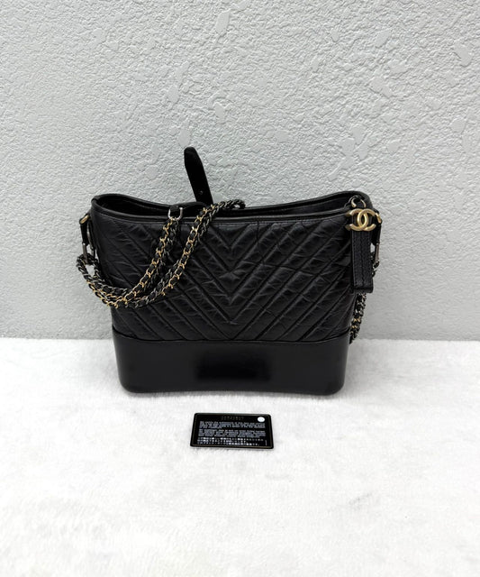 Chanel - Gabrielle Hobo Bag - Leather - Black - (Medium)