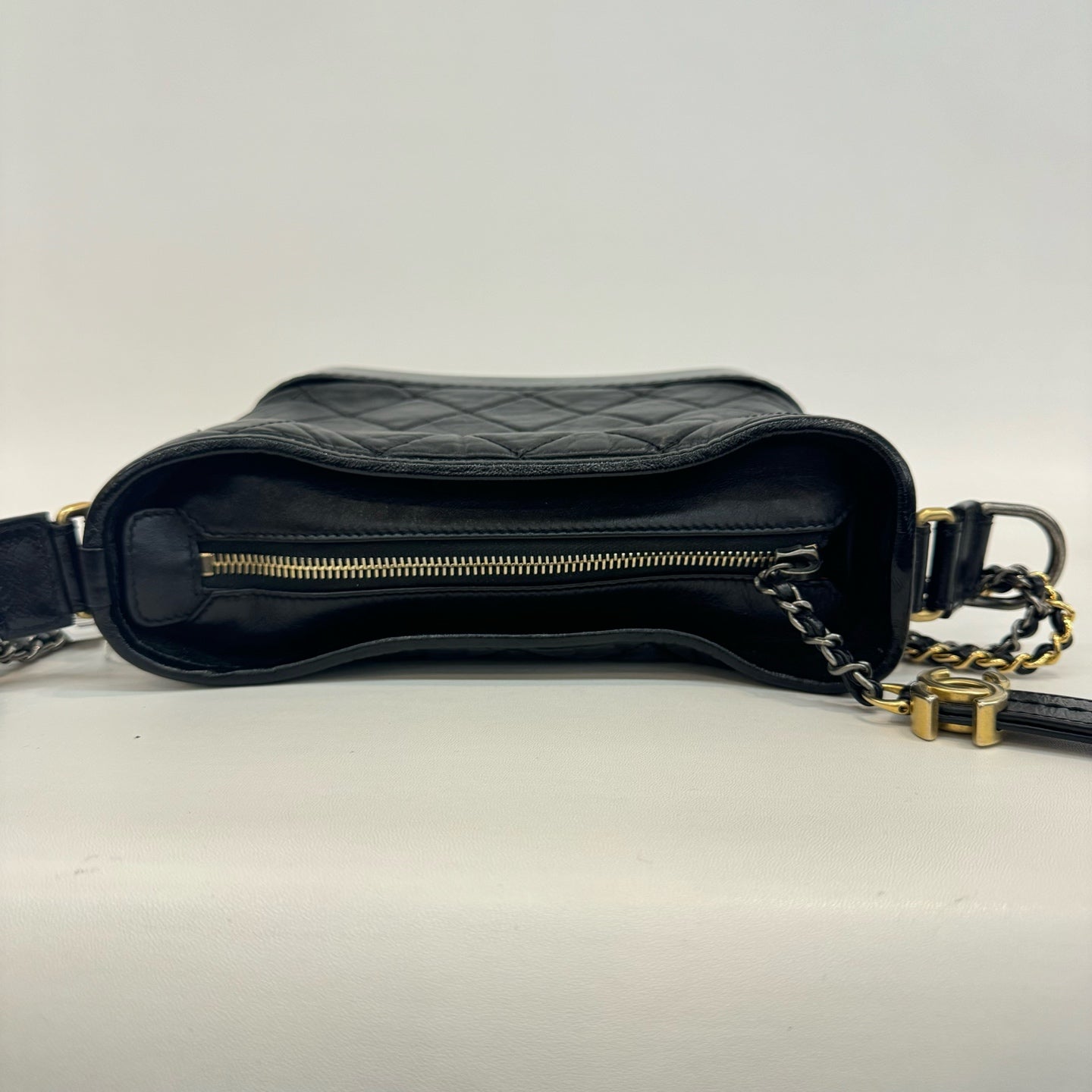 Chanel - Gabrielle Hobo Bag - Leather - Black - (small)