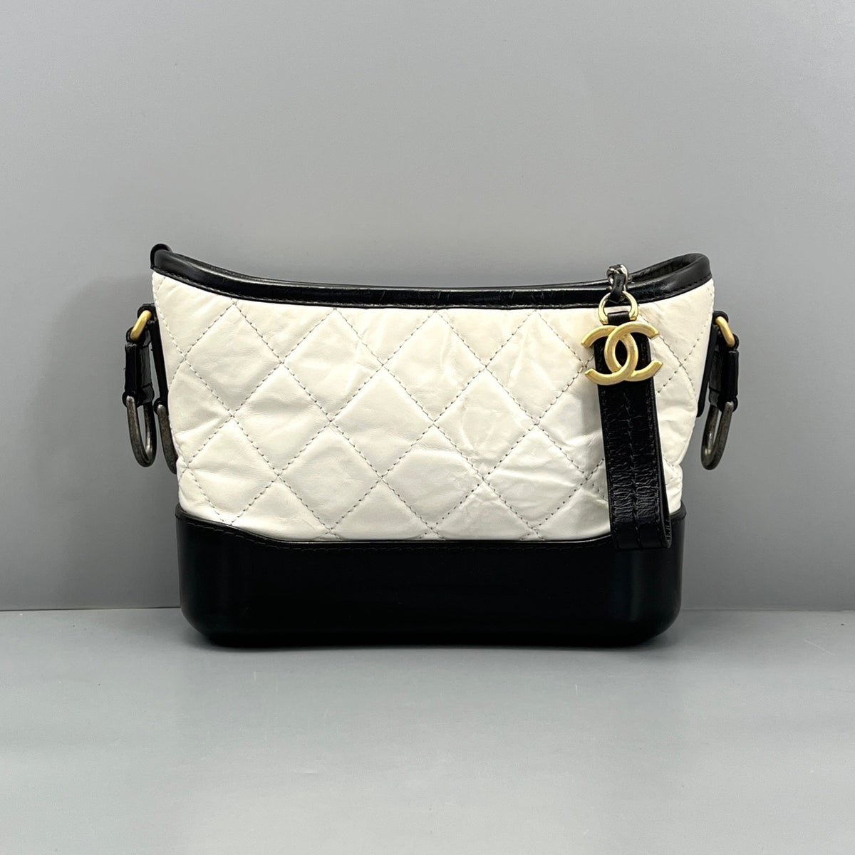 Chanel - Gabrielle Hobo Bag - Leather - Multicolour - (small)