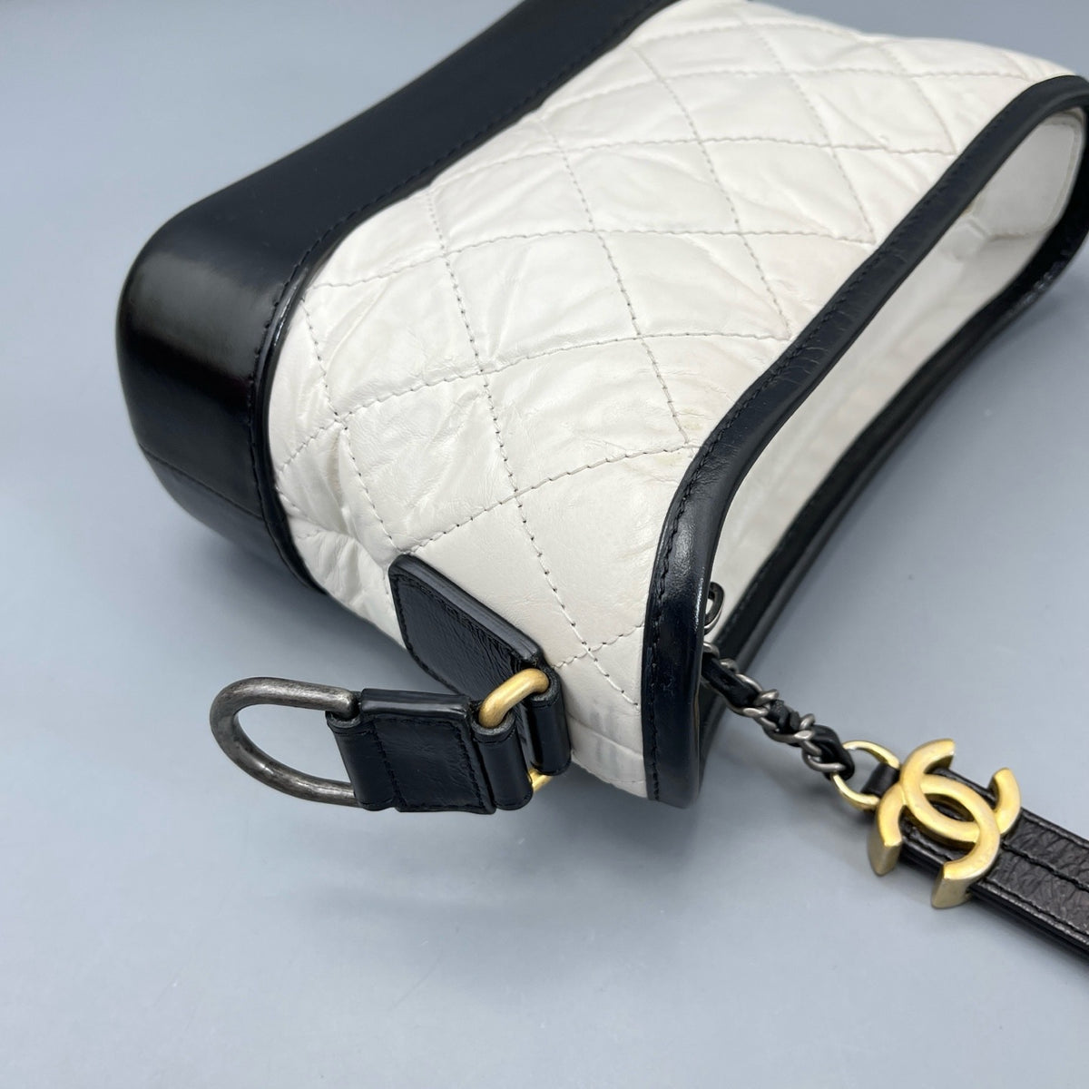 Chanel - Gabrielle Hobo Bag - Leather - Multicolour - (small)