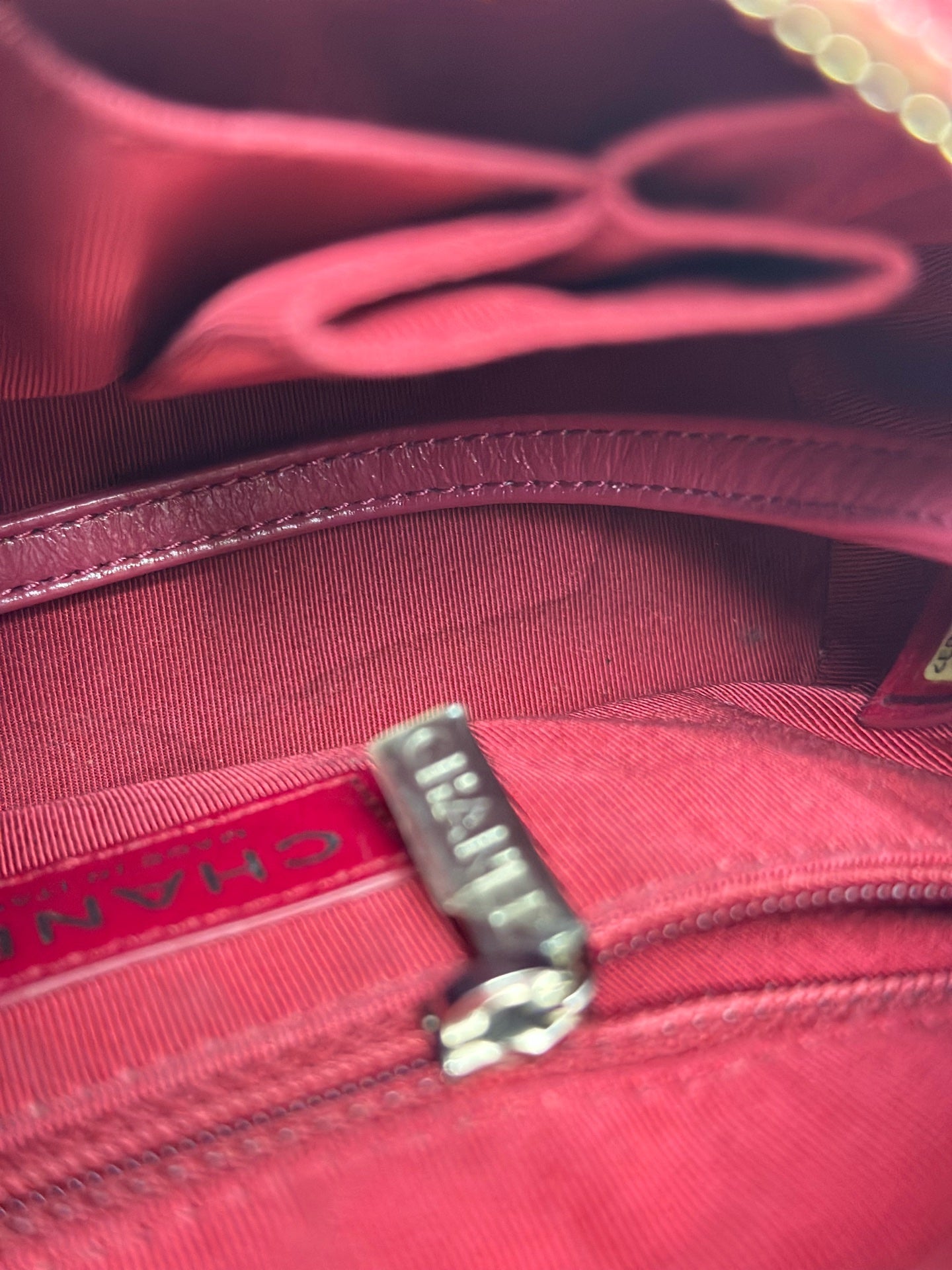 Chanel - Gabrielle Hobo Bag - Leather - Pink - (small)