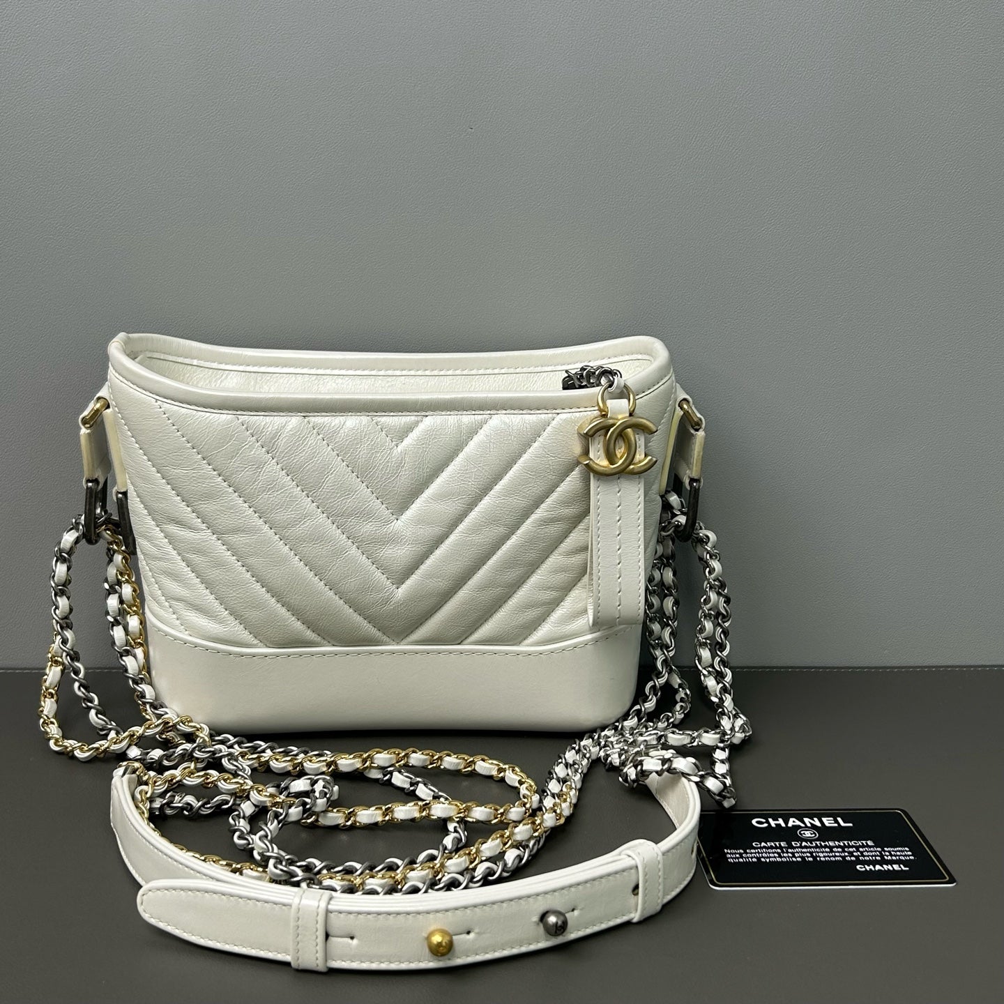 Chanel - Gabrielle Hobo Bag - Leather - White - (small)