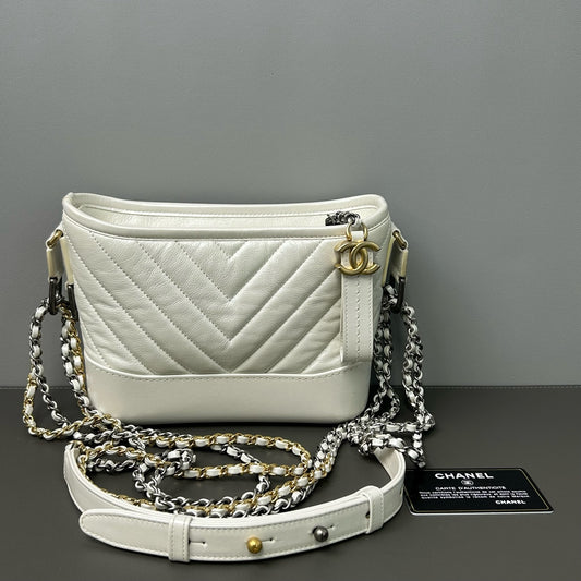 Chanel - Gabrielle Hobo Bag - Leather - White - (small)