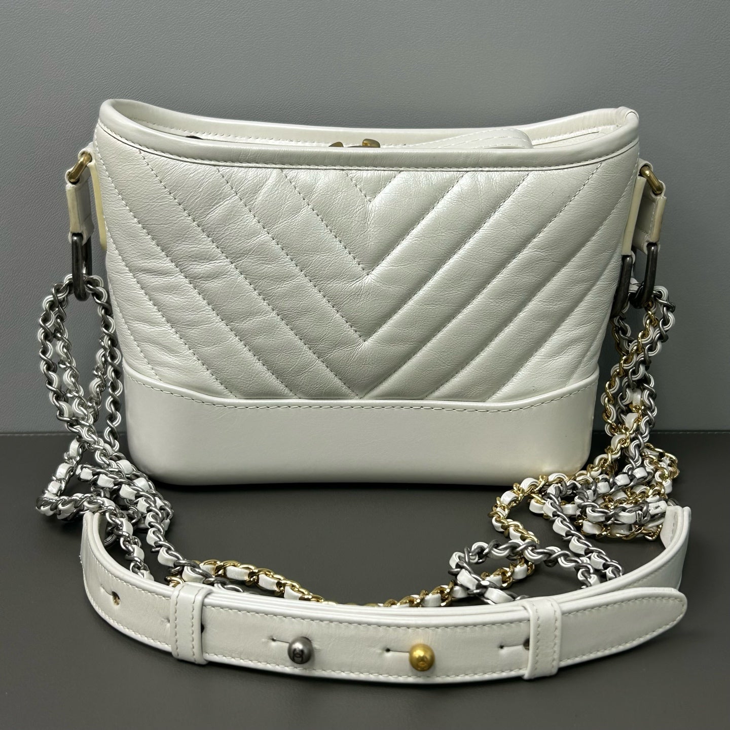 Chanel - Gabrielle Hobo Bag - Leather - White - (small)