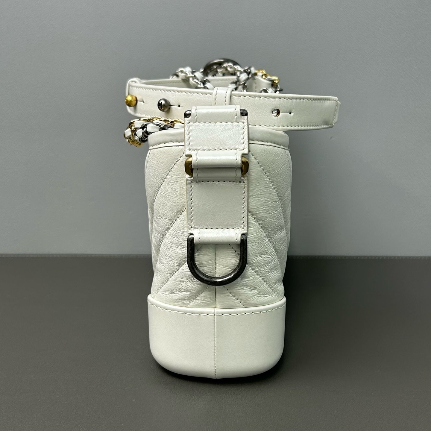 Chanel - Gabrielle Hobo Bag - Leather - White - (small)