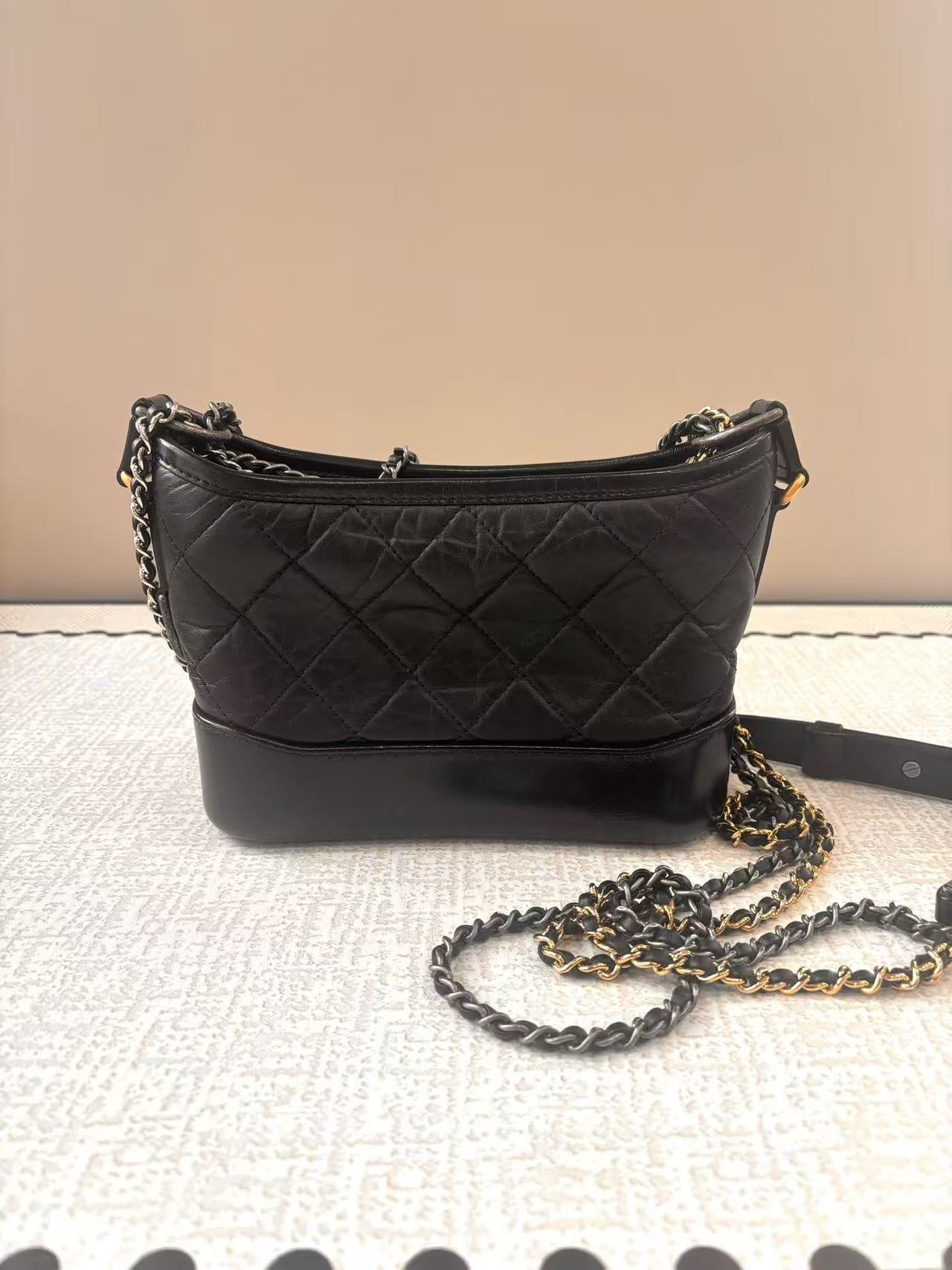 Chanel - Gabrielle Hobo Bag (Mini) - Vintage calfskin leather and smooth calfskin leather - Black - (mini)