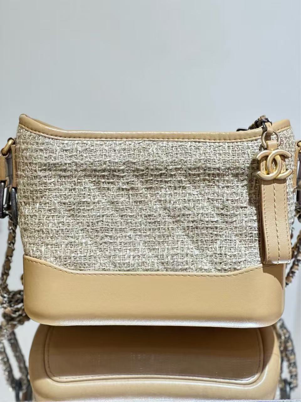 Chanel - Gabrielle Hobo Bag - Tweed and Leather - Beige - (small)