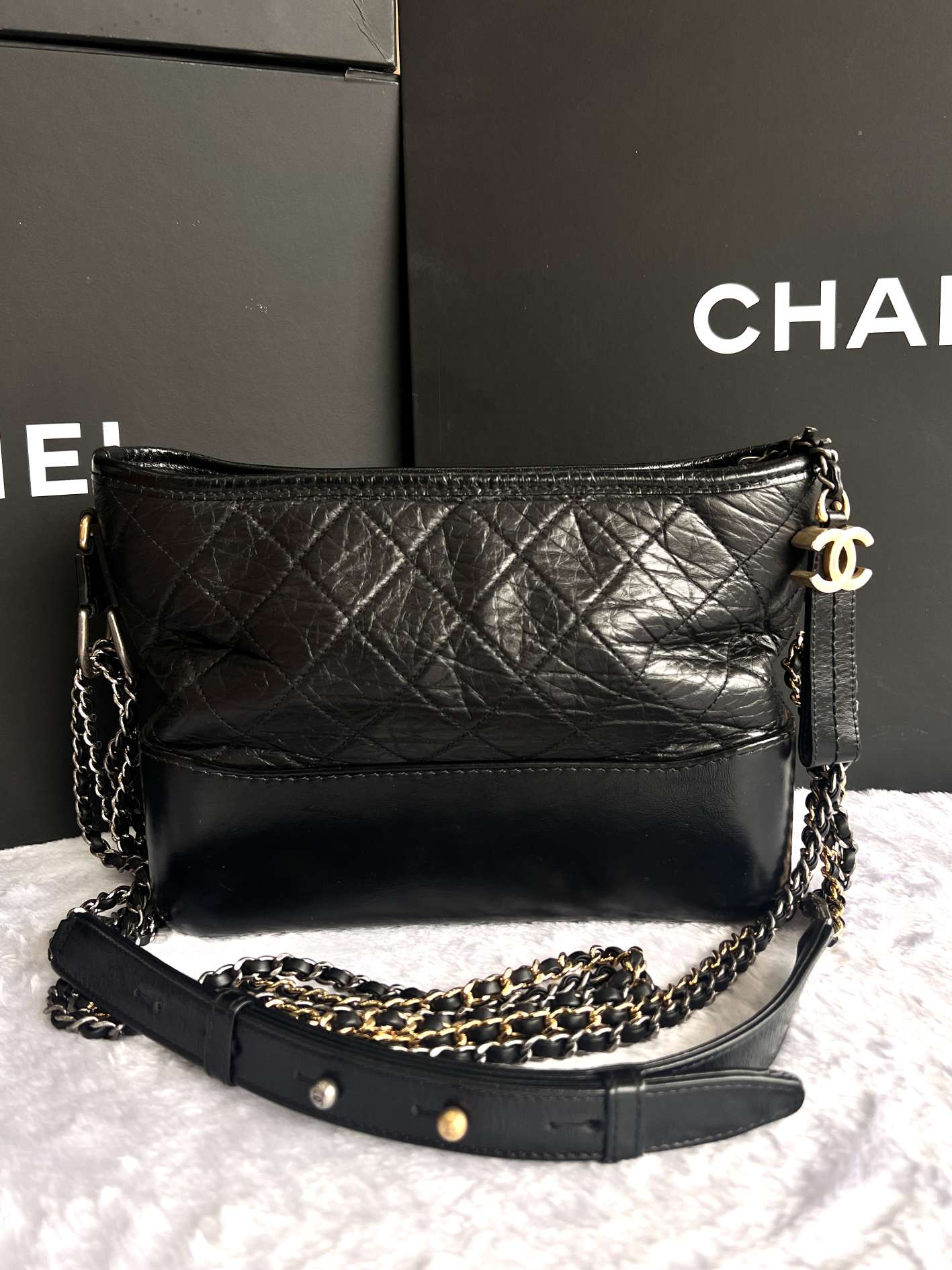 Chanel - Gabrielle Hobo - Leather - Black - (small)