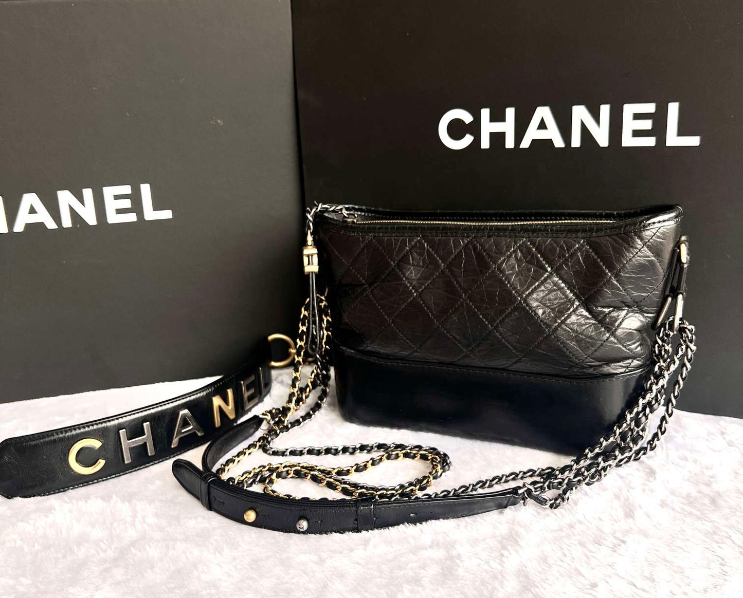 Chanel - Gabrielle Hobo - Leather - Black - (small)