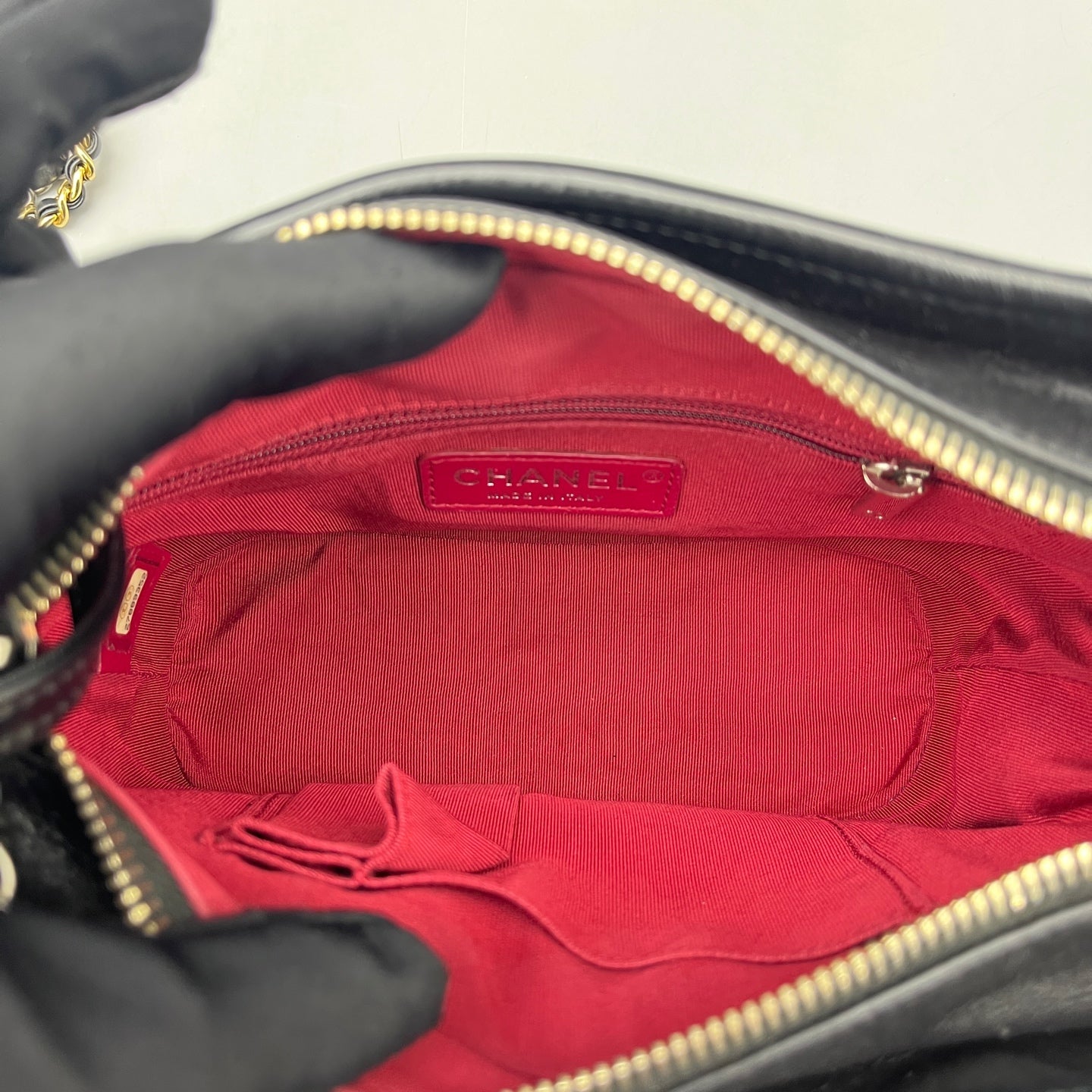 Chanel - Gabrielle Hobo - Leather - Black - (Small)