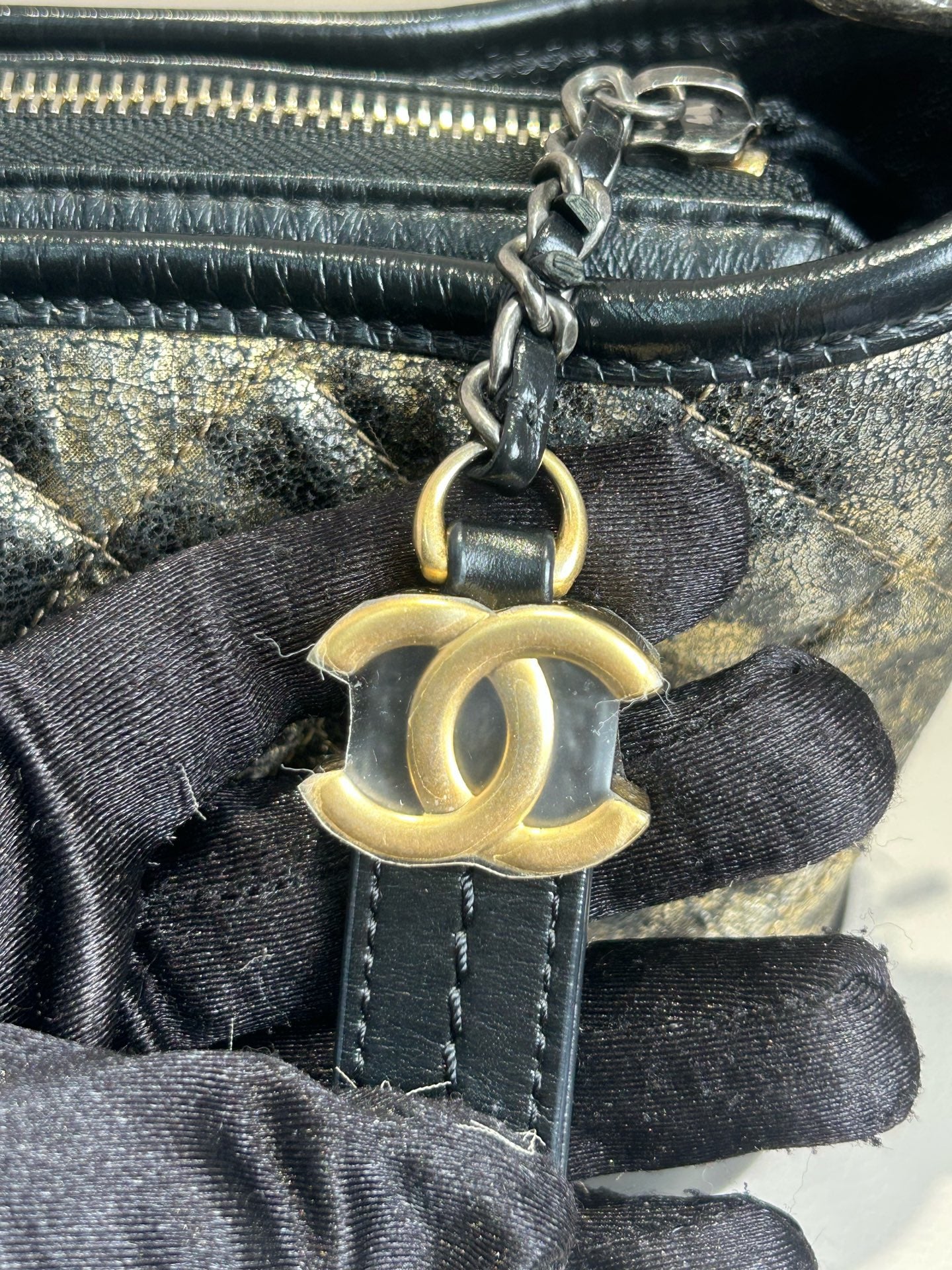 Chanel - Gabrielle Hobo - Leather - Black - (small)