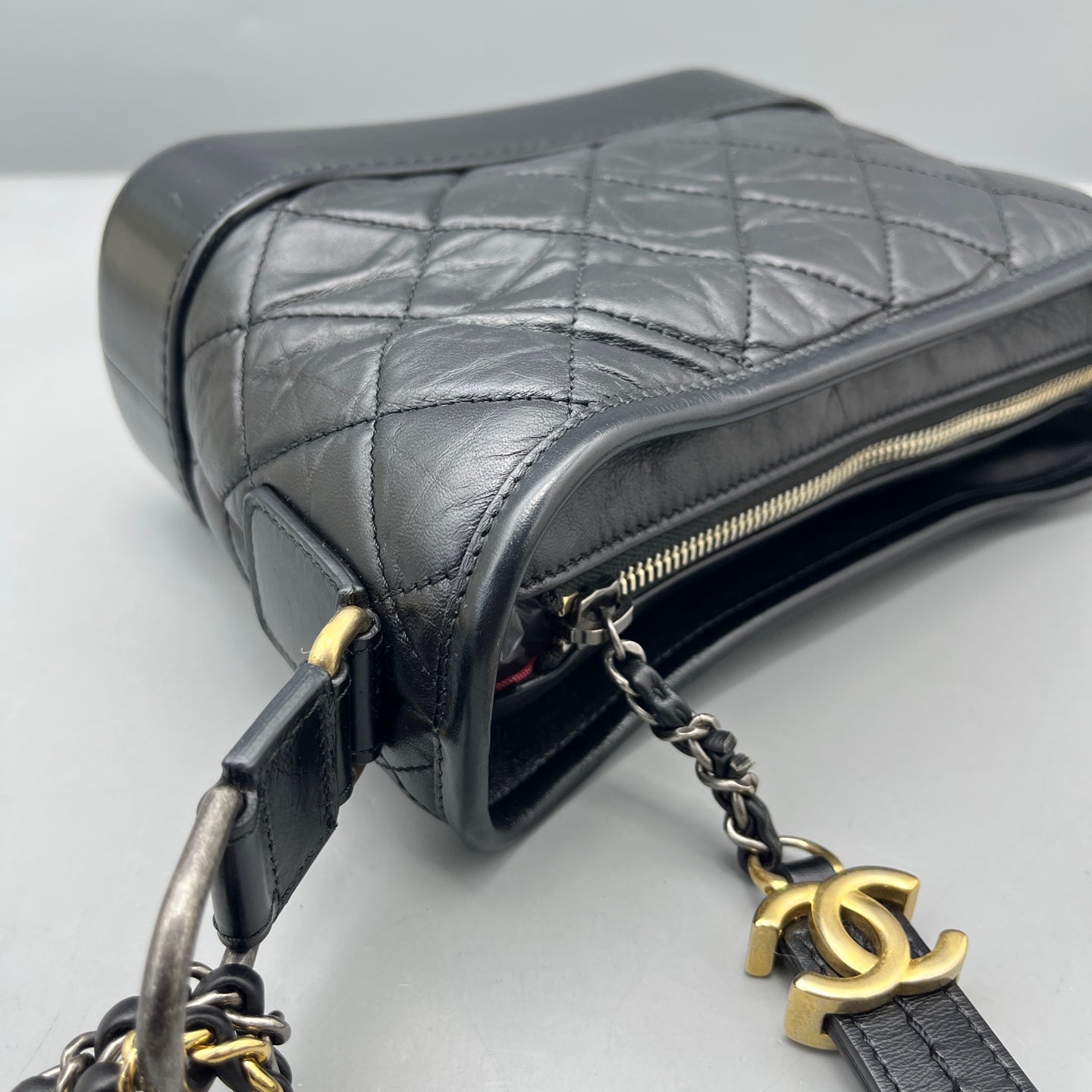 Chanel - Gabrielle Hobo - Leather - Black - (Small)