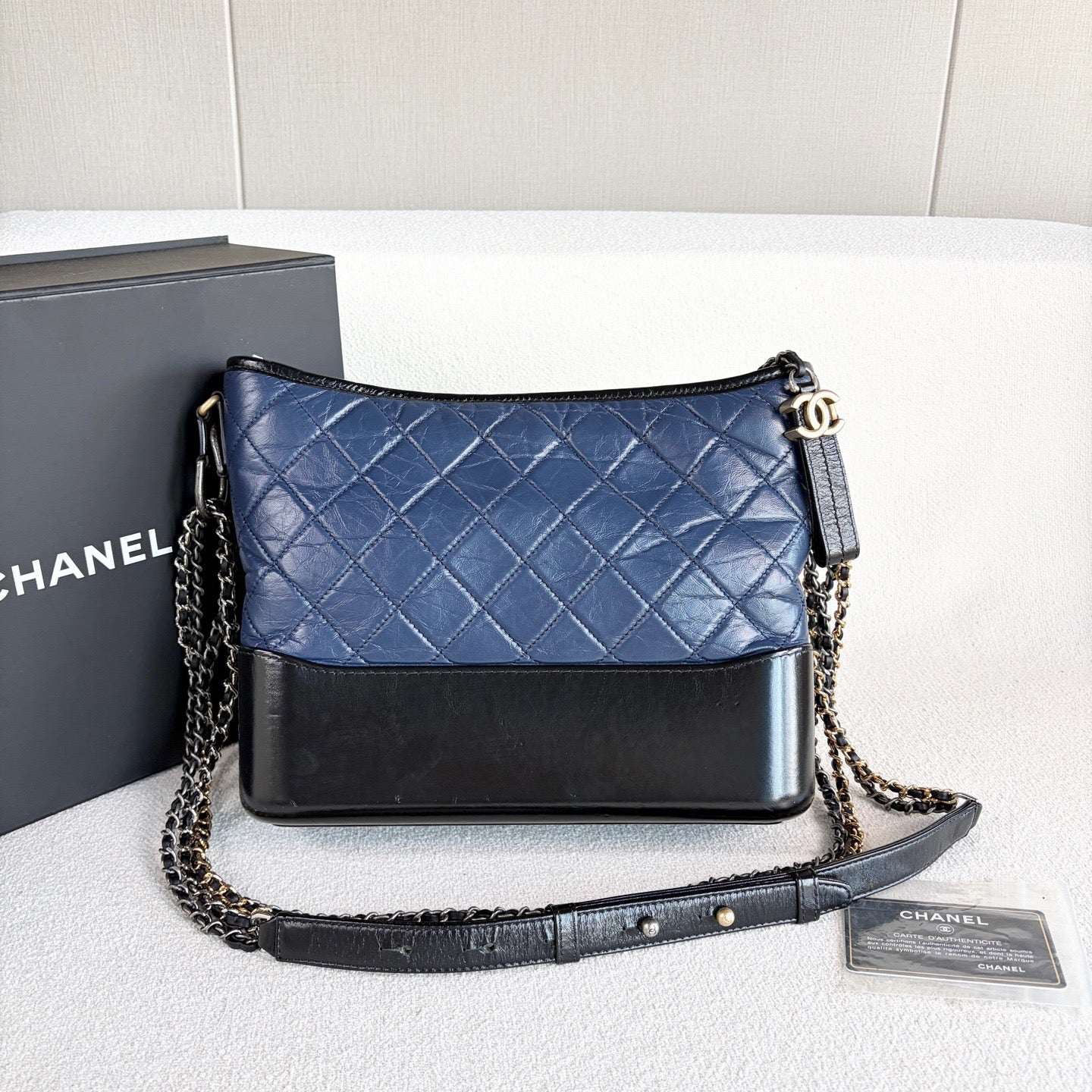 Chanel - Gabrielle Hobo - Leather - Blue - (medium)