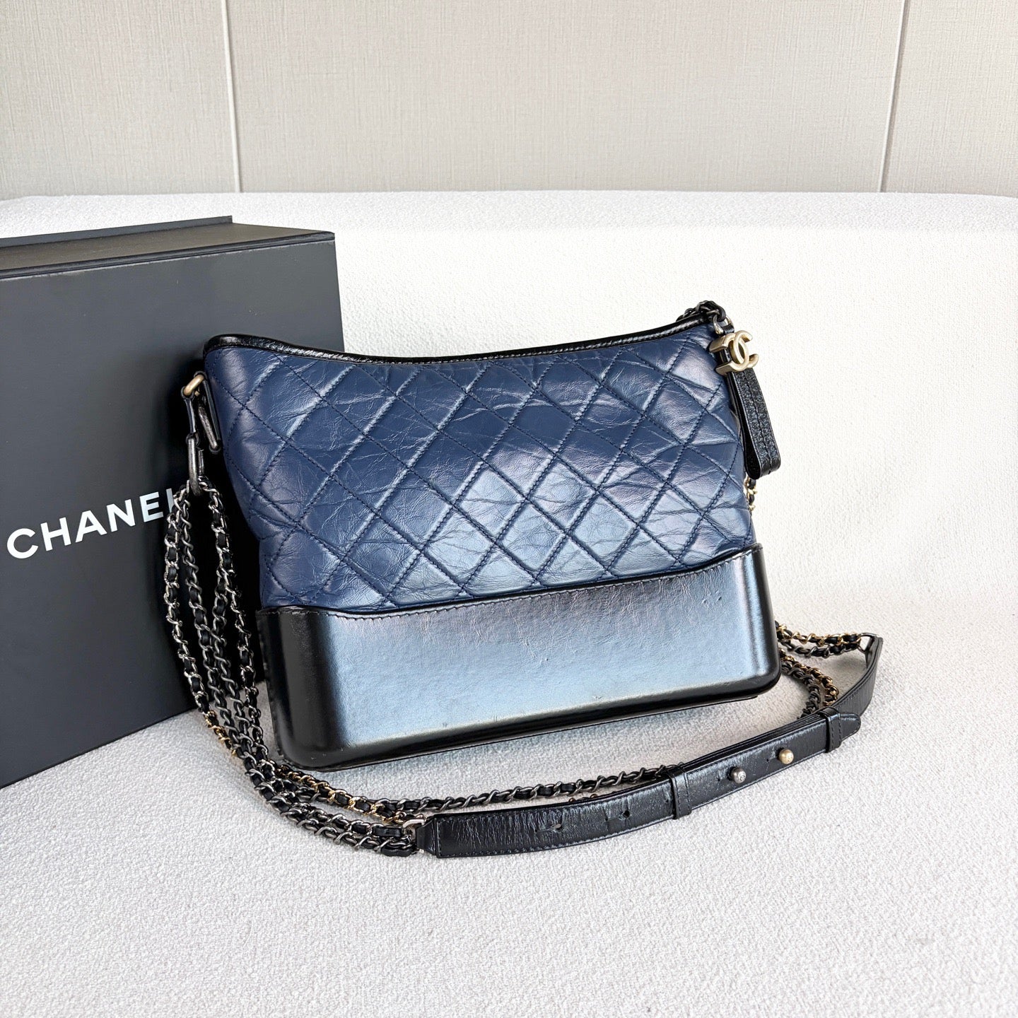 Chanel - Gabrielle Hobo - Leather - Blue - (medium)