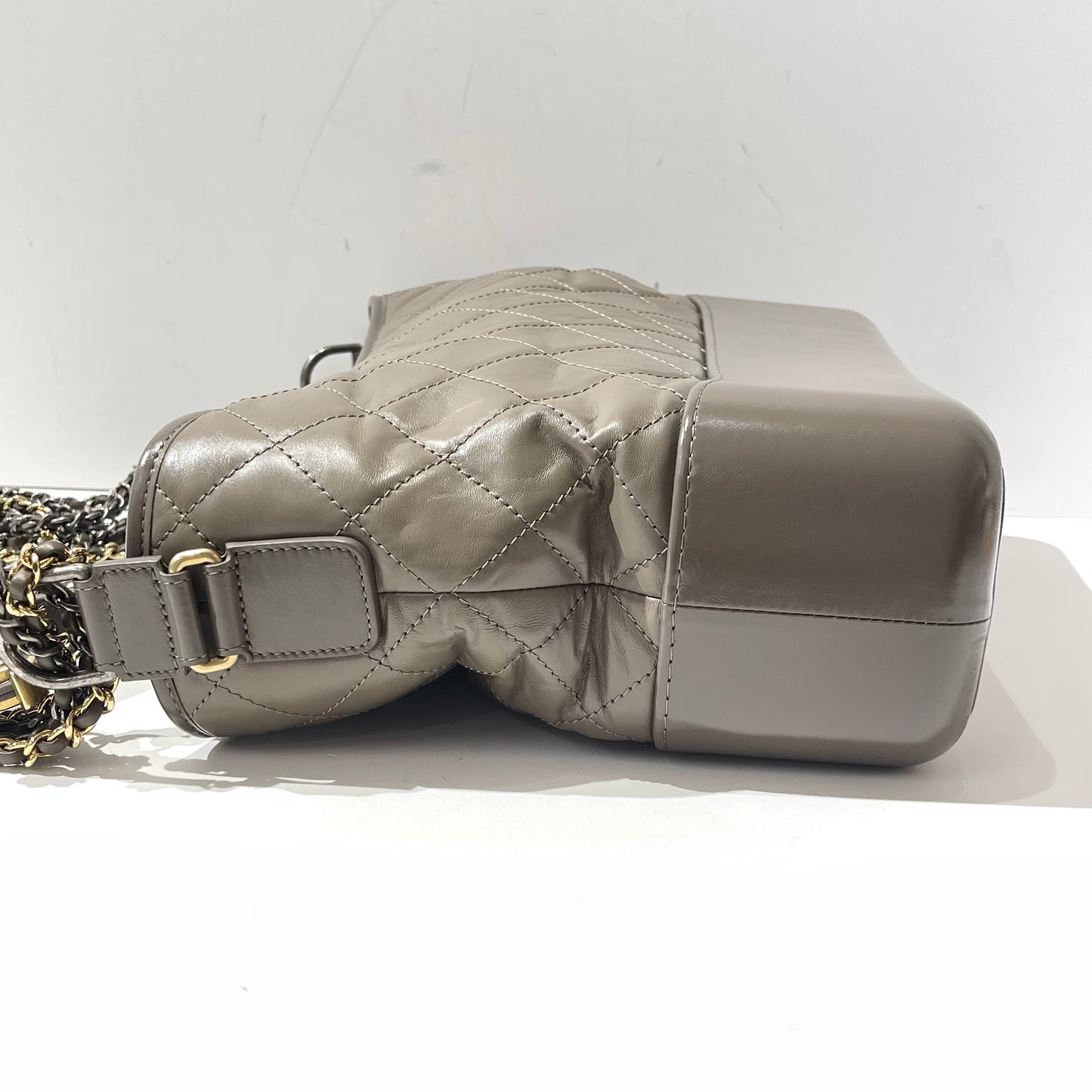 Chanel - Gabrielle Hobo - Leather - Grey - (Medium)