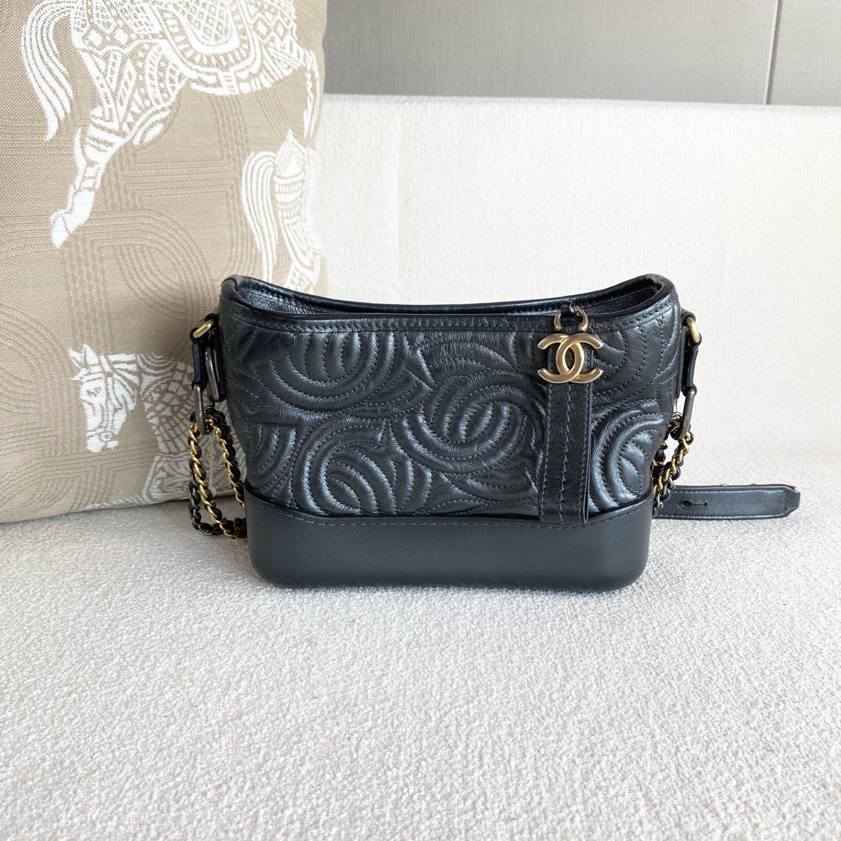 Chanel - Gabrielle Hobo - Leather - Grey - (Small)