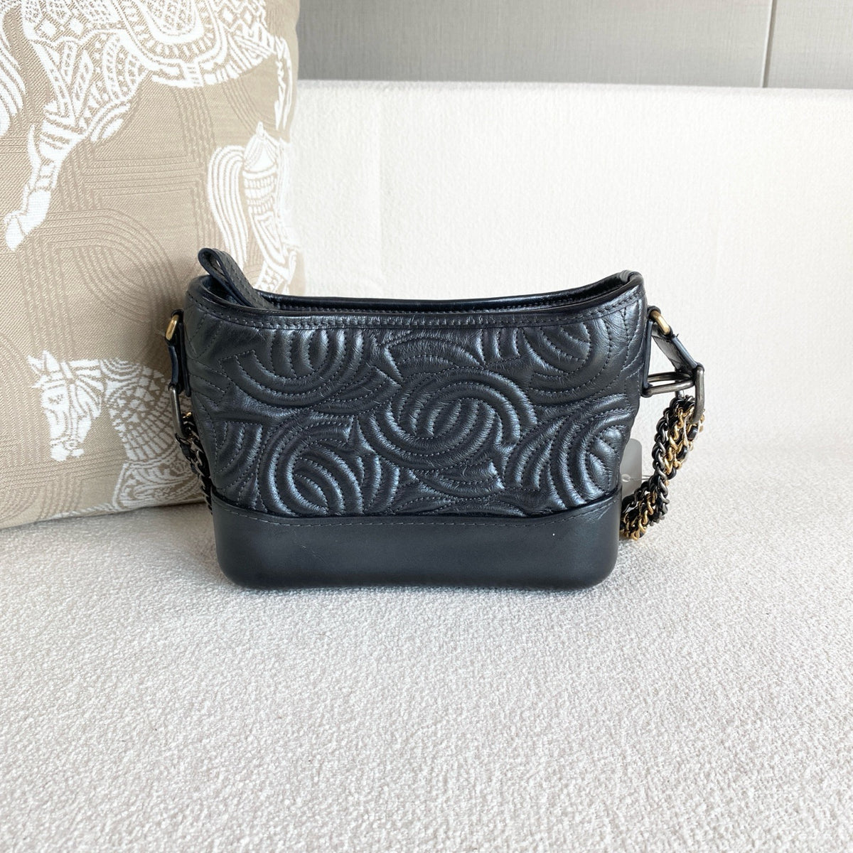 Chanel - Gabrielle Hobo - Leather - Grey - (Small)