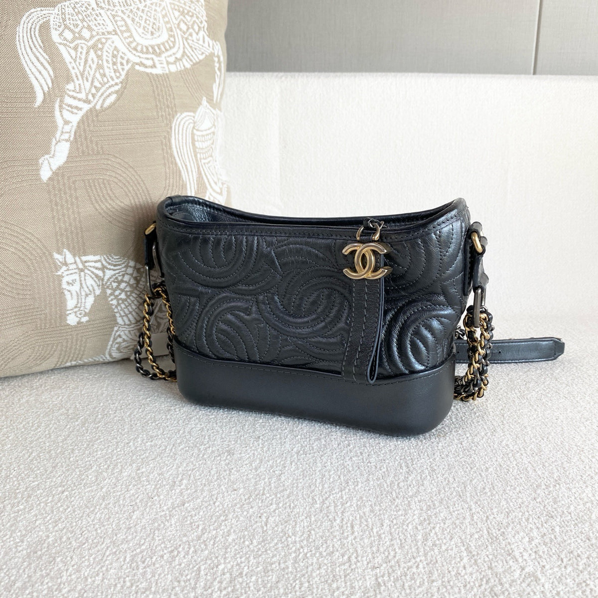 Chanel - Gabrielle Hobo - Leather - Grey - (Small)
