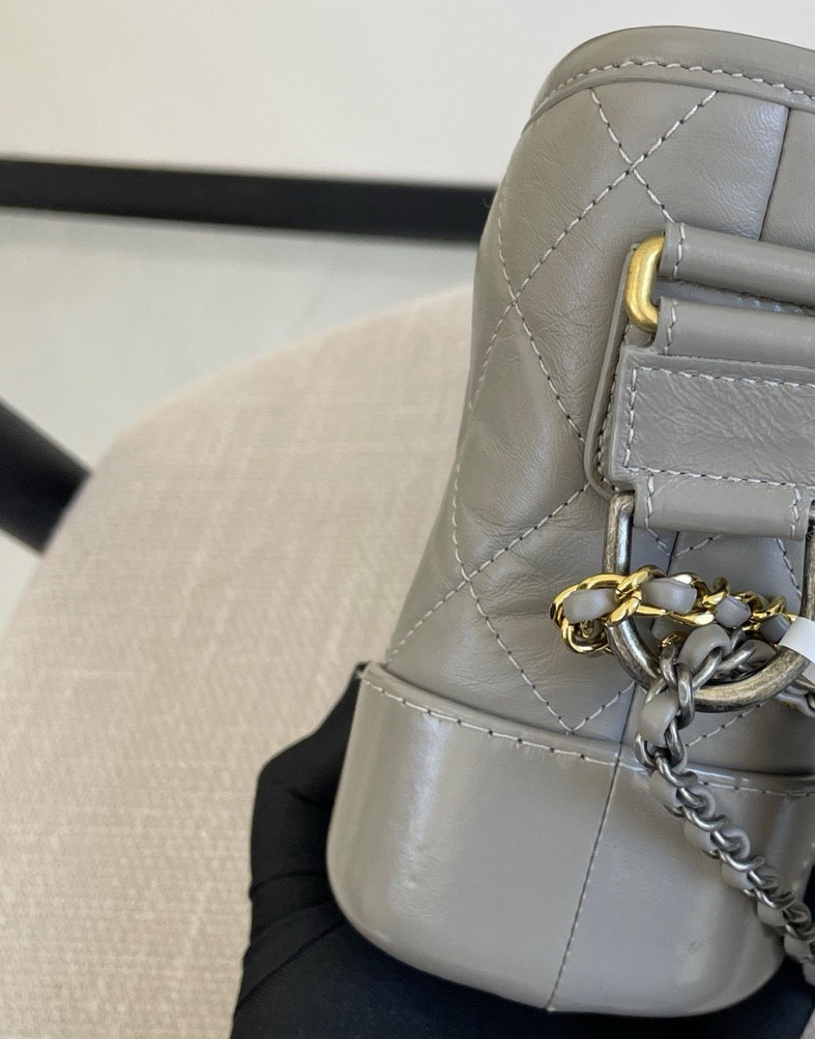 Chanel - Gabrielle Hobo - Leather - Grey - (small)
