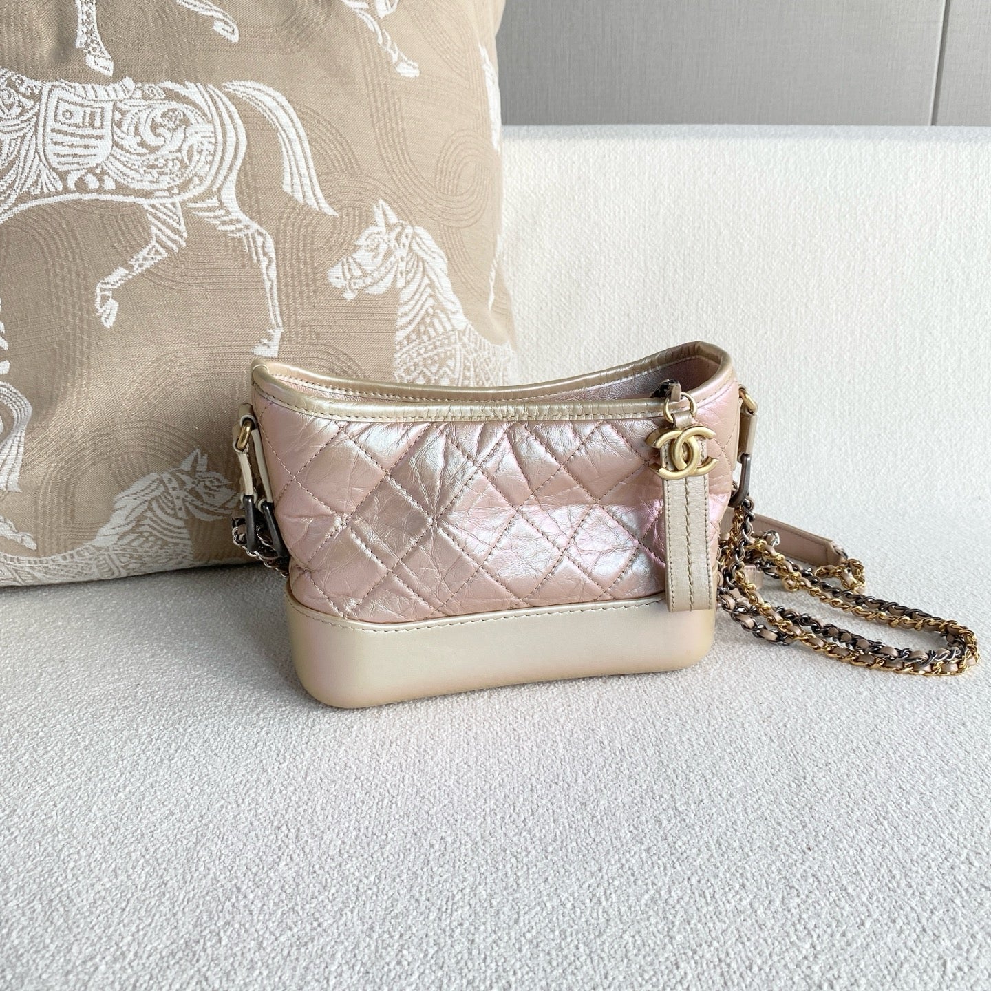 Chanel - Gabrielle Hobo - Leather - Pink - (small)