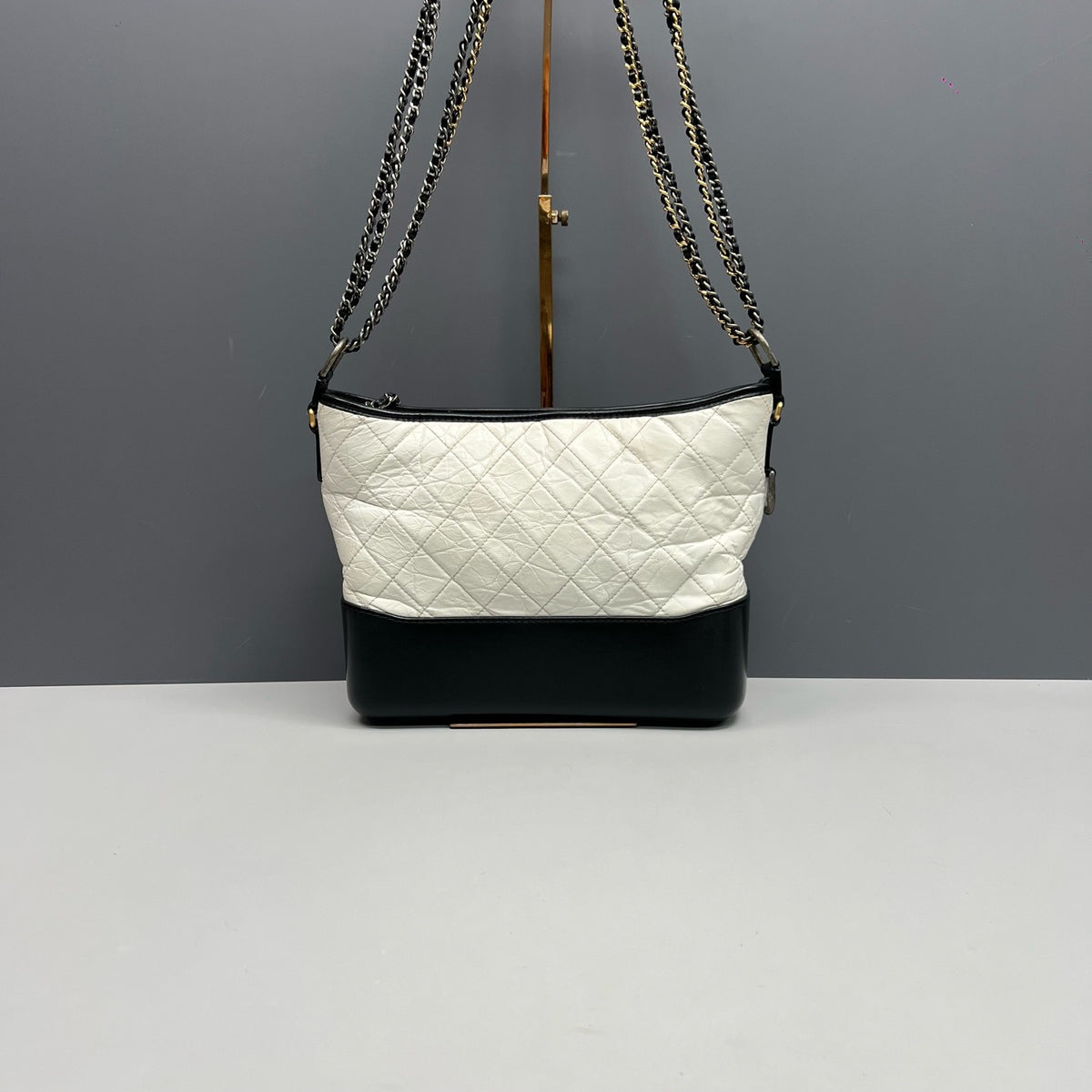 Chanel - Gabrielle Hobo Medium - Leather - Multicolour - (Medium)