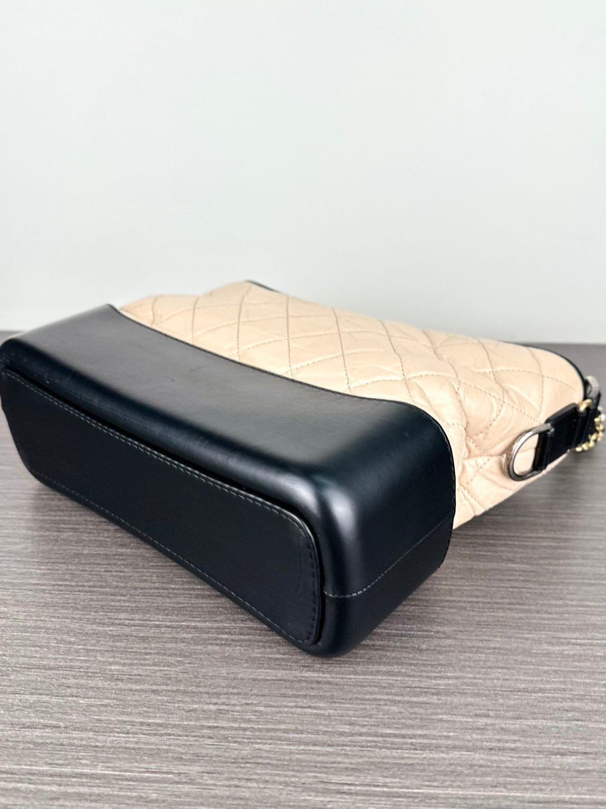 Chanel - Gabrielle Hobo Medium - Leather - Multicolour - (Medium)