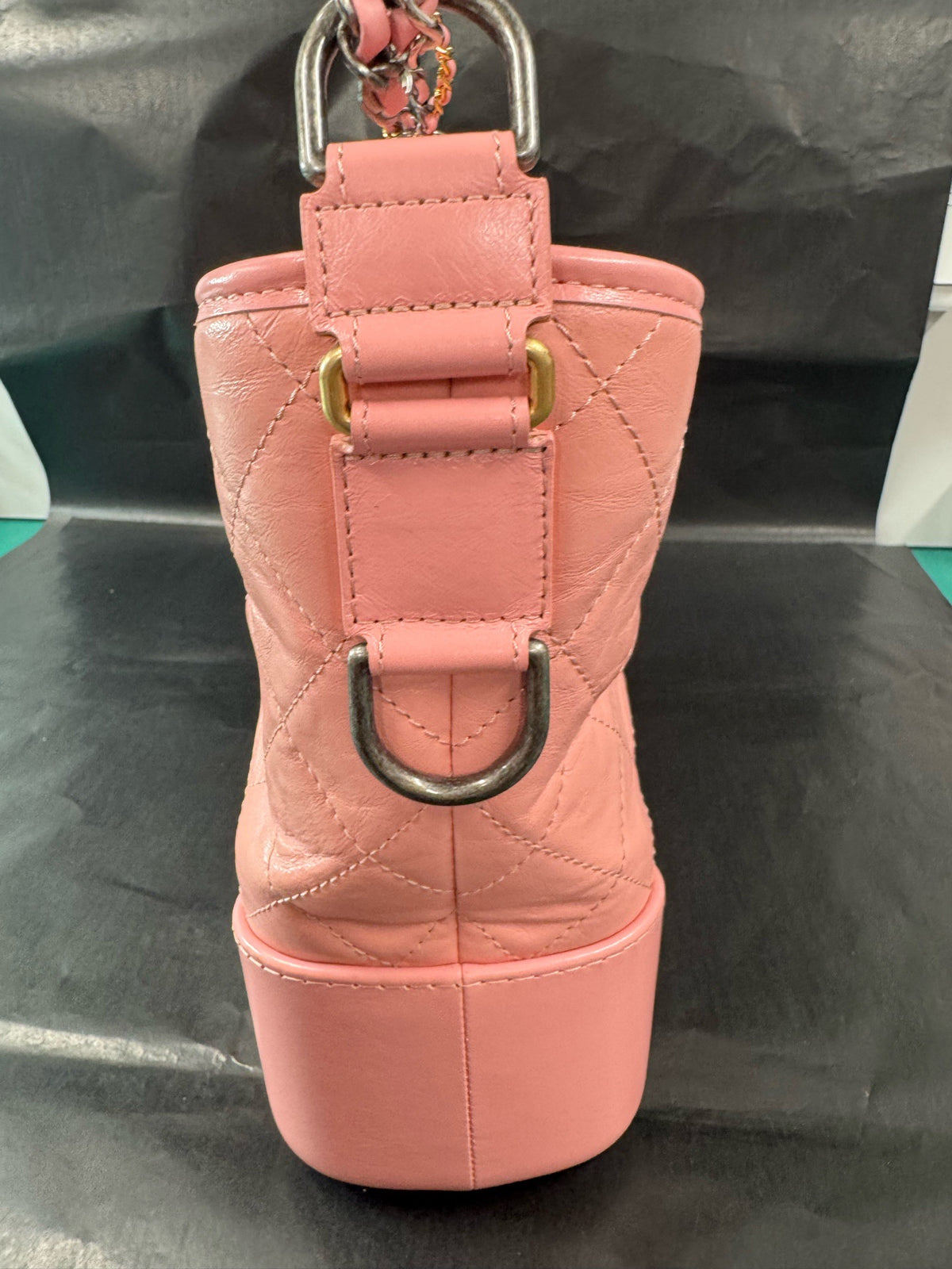 Chanel - Gabrielle Hobo Medium - Leather - Pink - (medium)