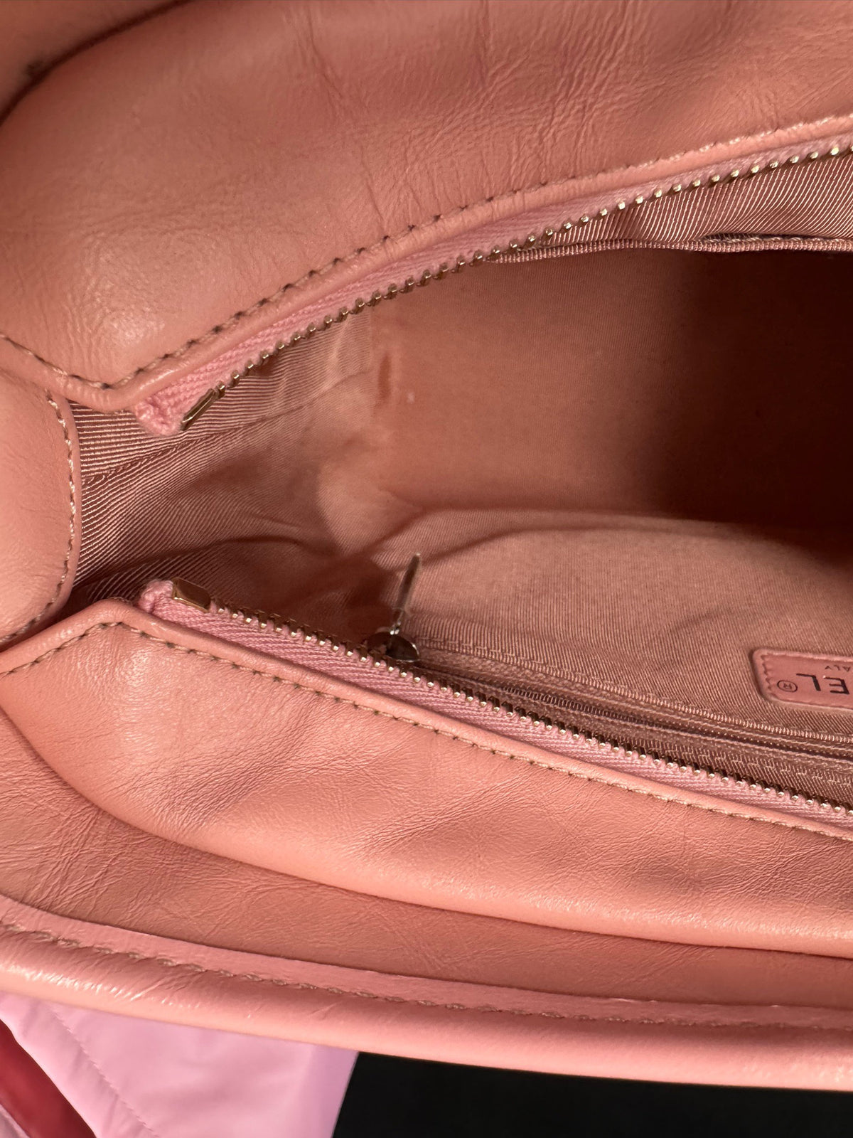 Chanel - Gabrielle Hobo Medium - Leather - Pink - (medium)