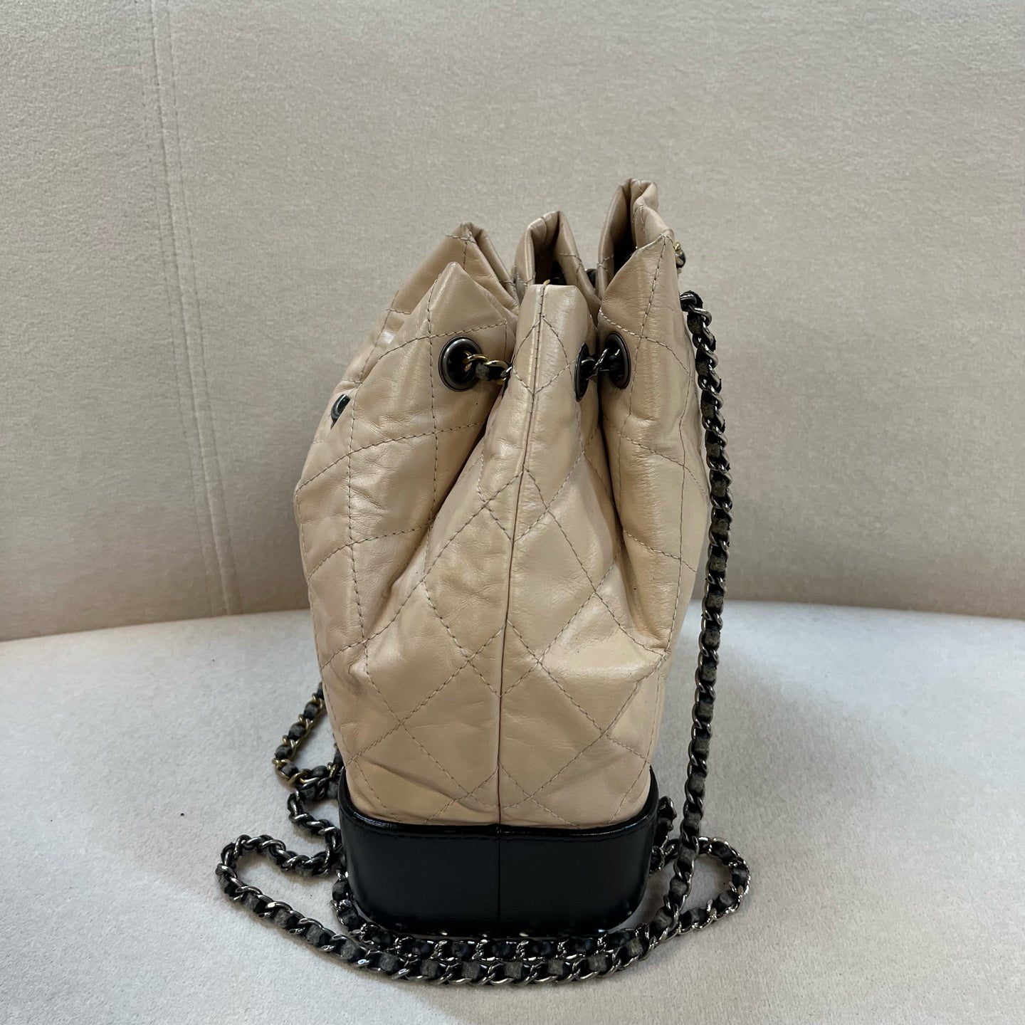 Chanel - Gabrielle - Leather - Beige - (small)