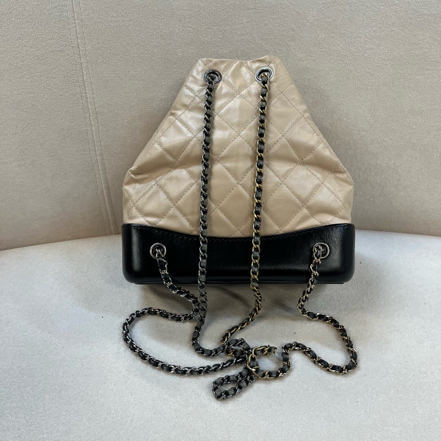 Chanel - Gabrielle - Leather - Beige - (small)