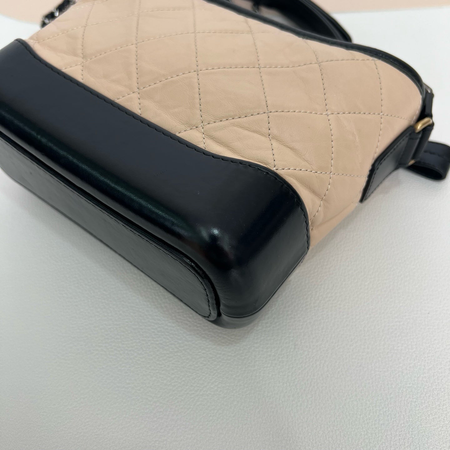 Chanel - Gabrielle - Leather - Beige - (small)