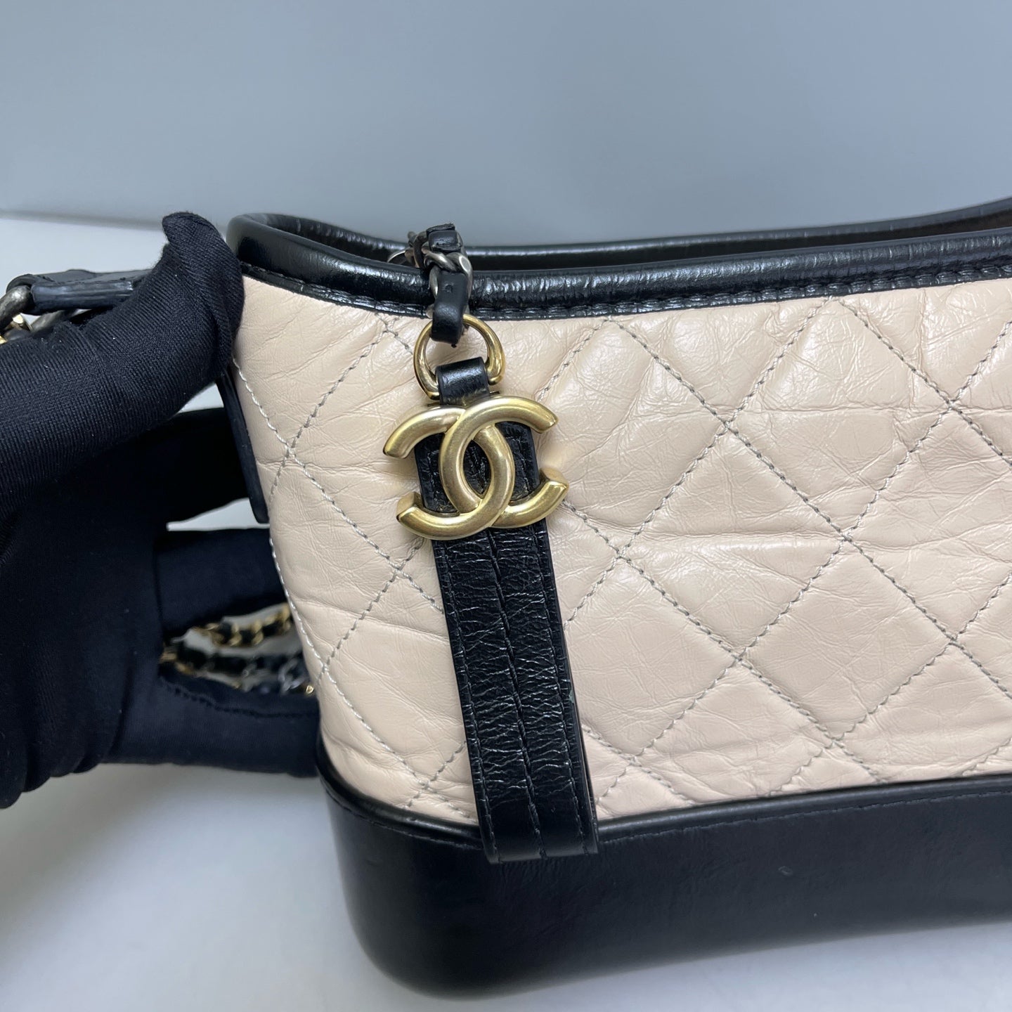 Chanel - Gabrielle - Leather - Beige - (Small)