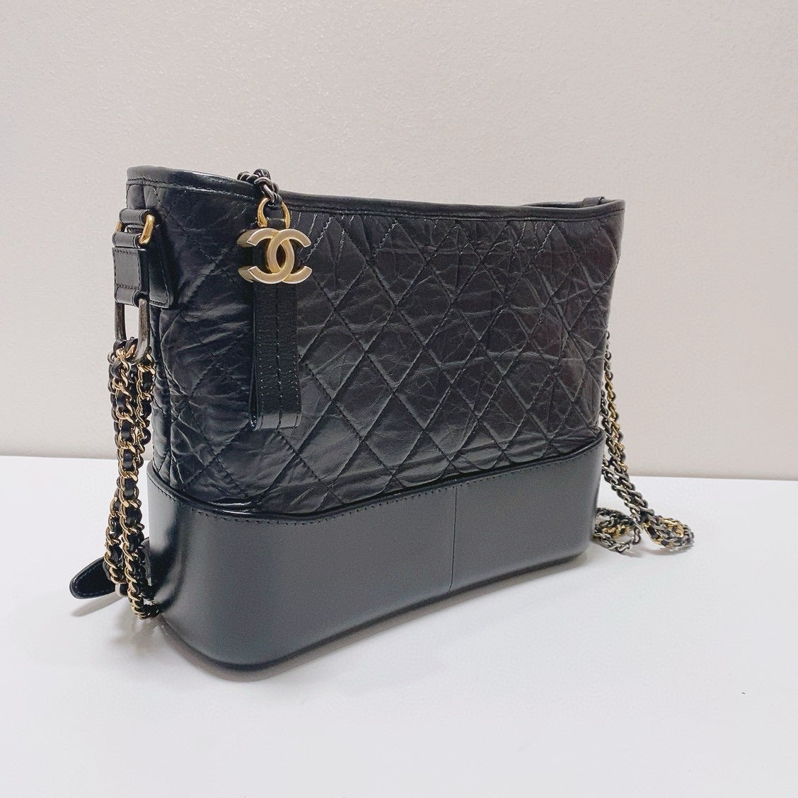 Chanel - Gabrielle - Leather - Black - (medium)