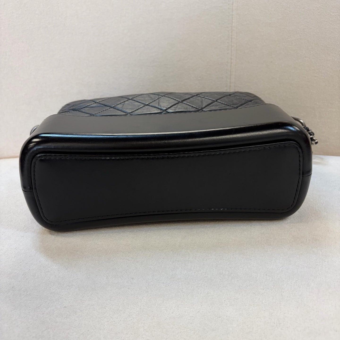 Chanel - Gabrielle - Leather - Black - (medium)