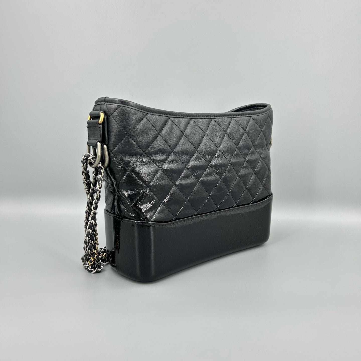 Chanel - Gabrielle - Leather - Black - (medium)