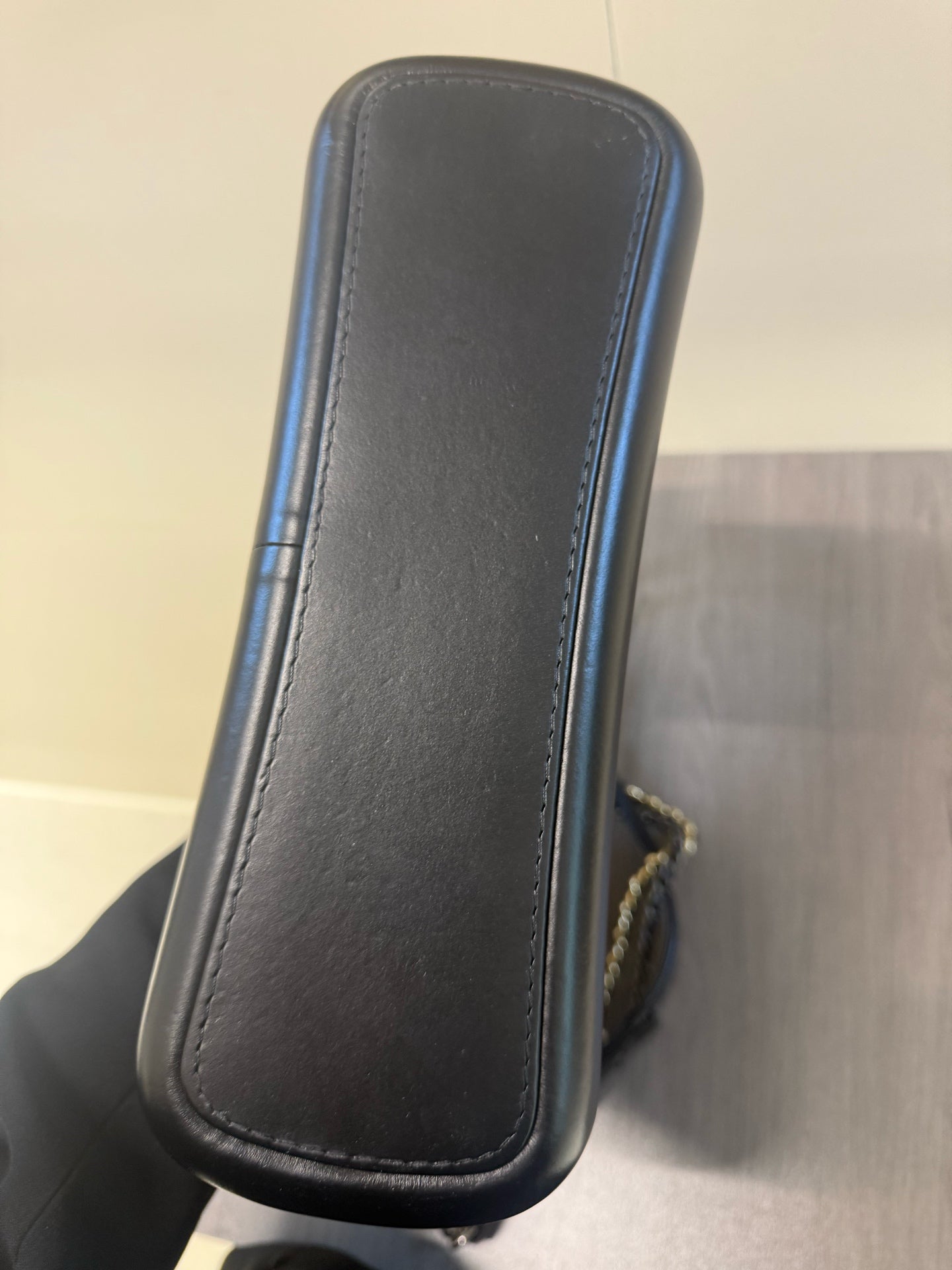 Chanel - Gabrielle - Leather - Black - (medium)