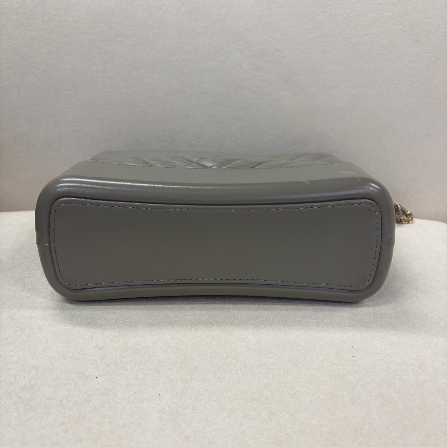 Chanel - Gabrielle - Leather - Grey - (medium)