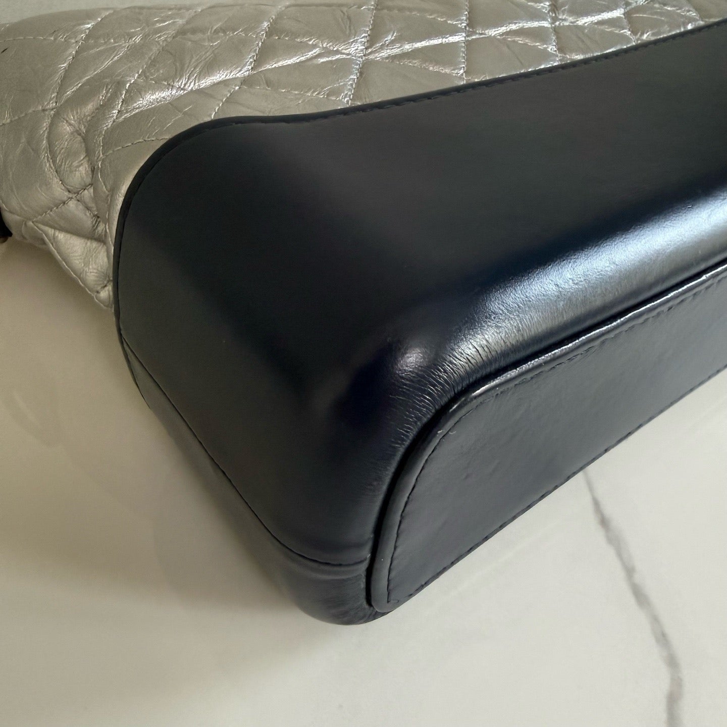 Chanel - Gabrielle - Leather - Silver - (medium)